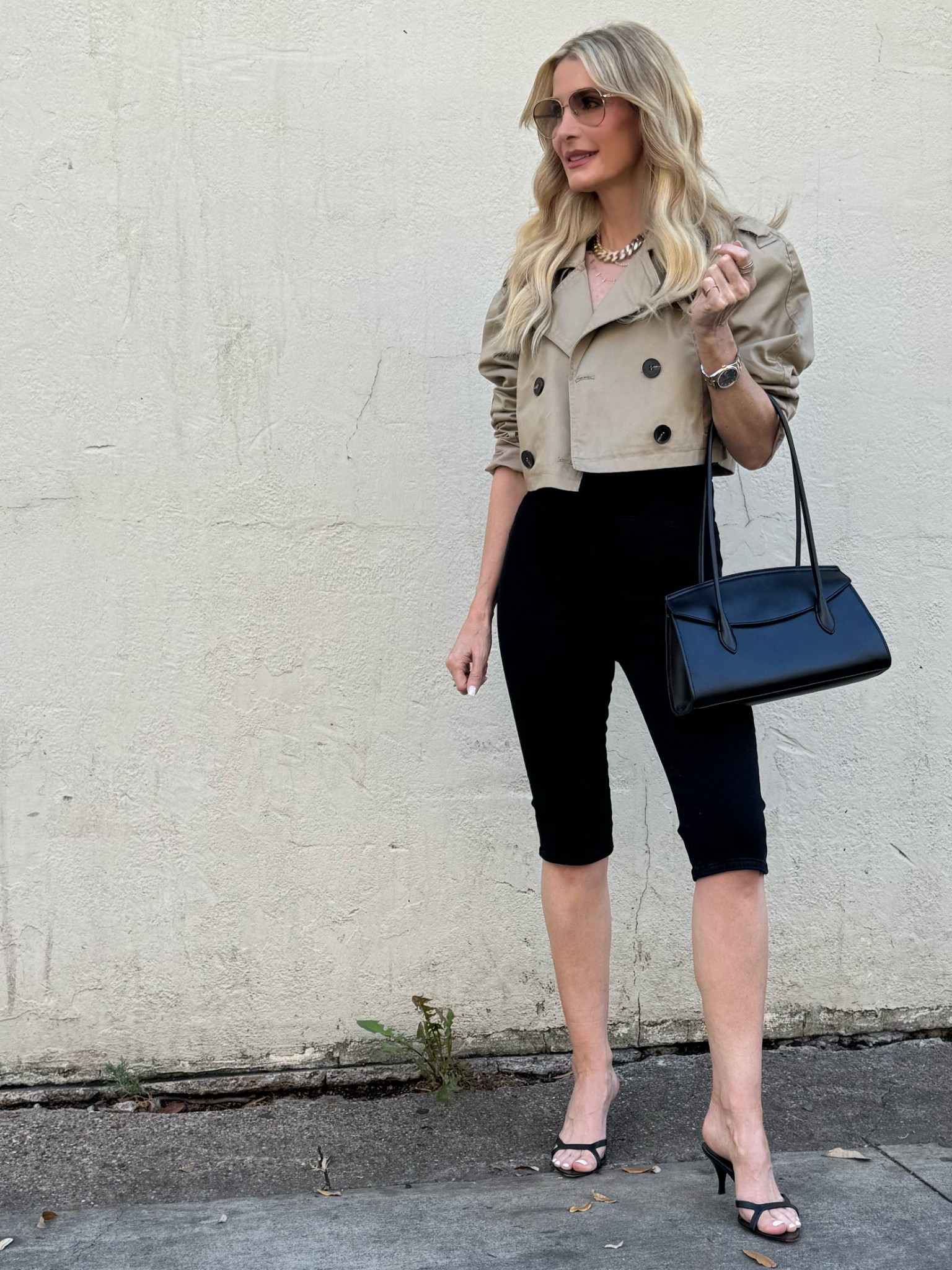 Trending Now: polished capri pants and a cropped trench—an effortlessly chic combo.

These capris are so flattering and comfortable, and the cropped trench adds that perfect, fashion-forward edge.

Both pieces run true to size. I’m wearing an XS in both.



#LTKOver40 #LTKdayinmylife #LTKootd