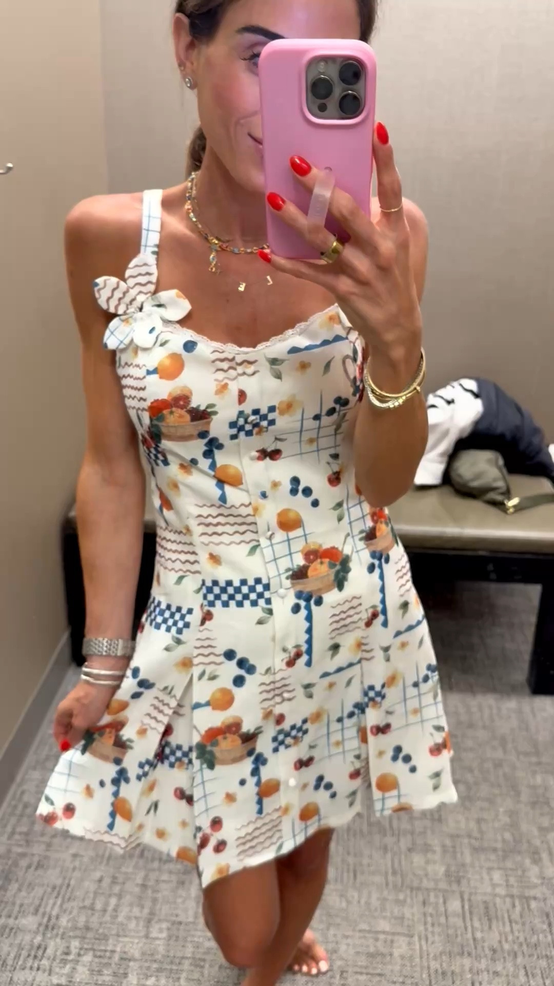 A super cute dress for vacations or spring outings size xs 

#LTKTravel #LTKPetite #LTKSeasonal