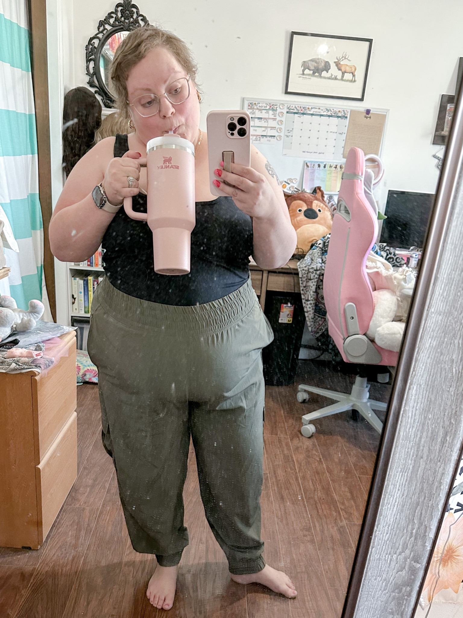 Obsessed with this super comfortable Abercrombie outfit! Wearing XXL in top & in pants. Fit true to size. Easy to dress up or down! 