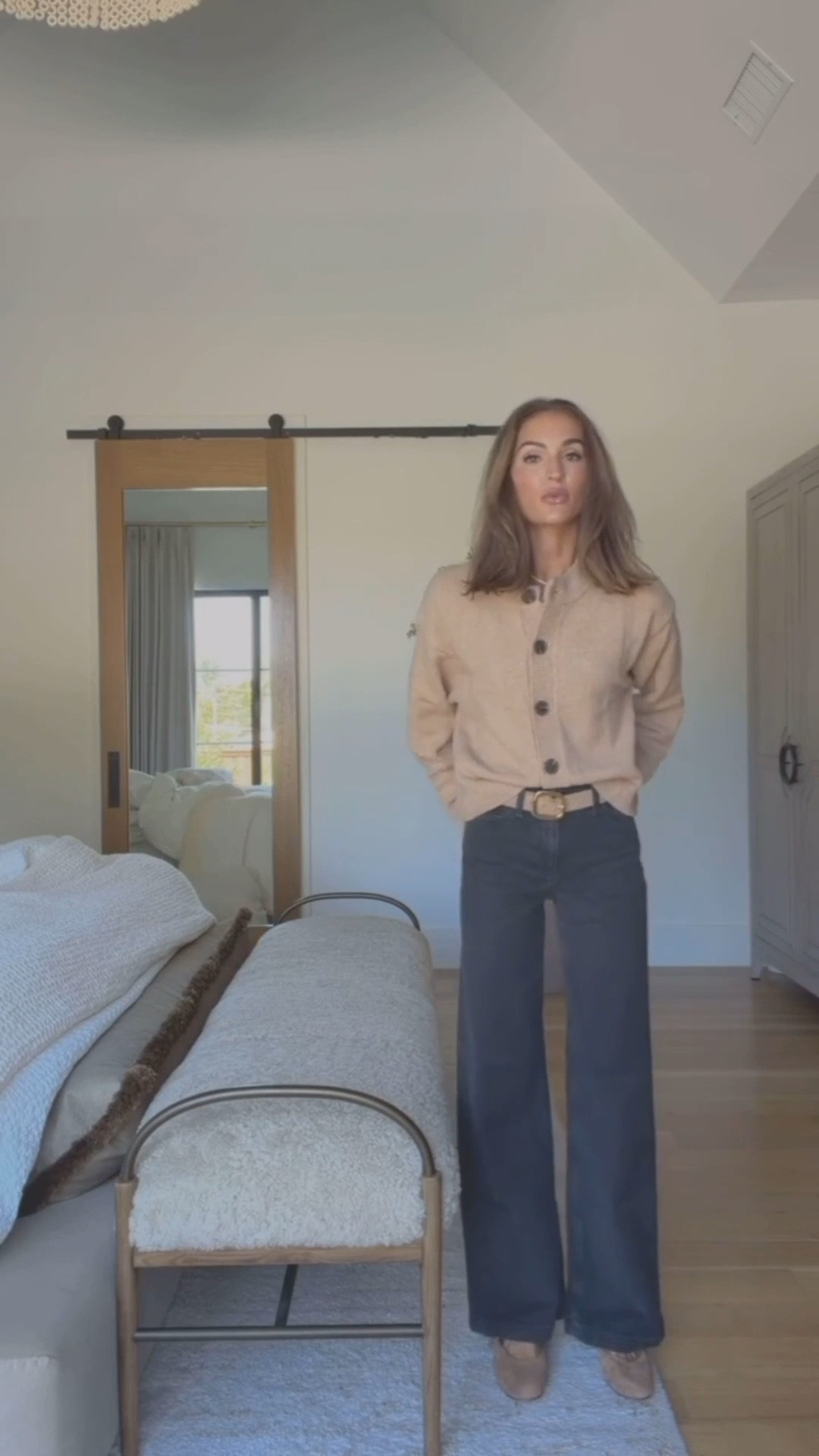 cardigan + jeans both on sale today! 😍 such classic pieces you will get SO much wear out of! 👏🏼

#LTKSaleAlert #LTKootd