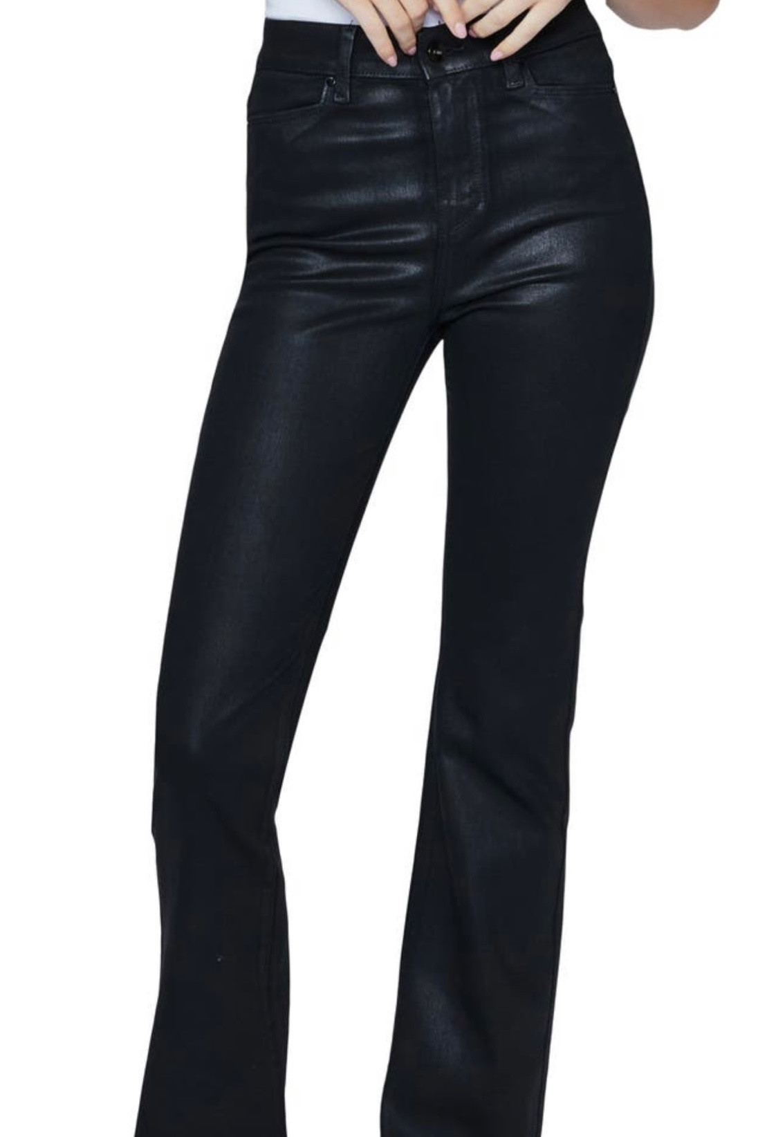 These jeans are so darn cute! They have a coating on them that makes them a special piece in your wardrobe. It’s an unexpected jeans look. 