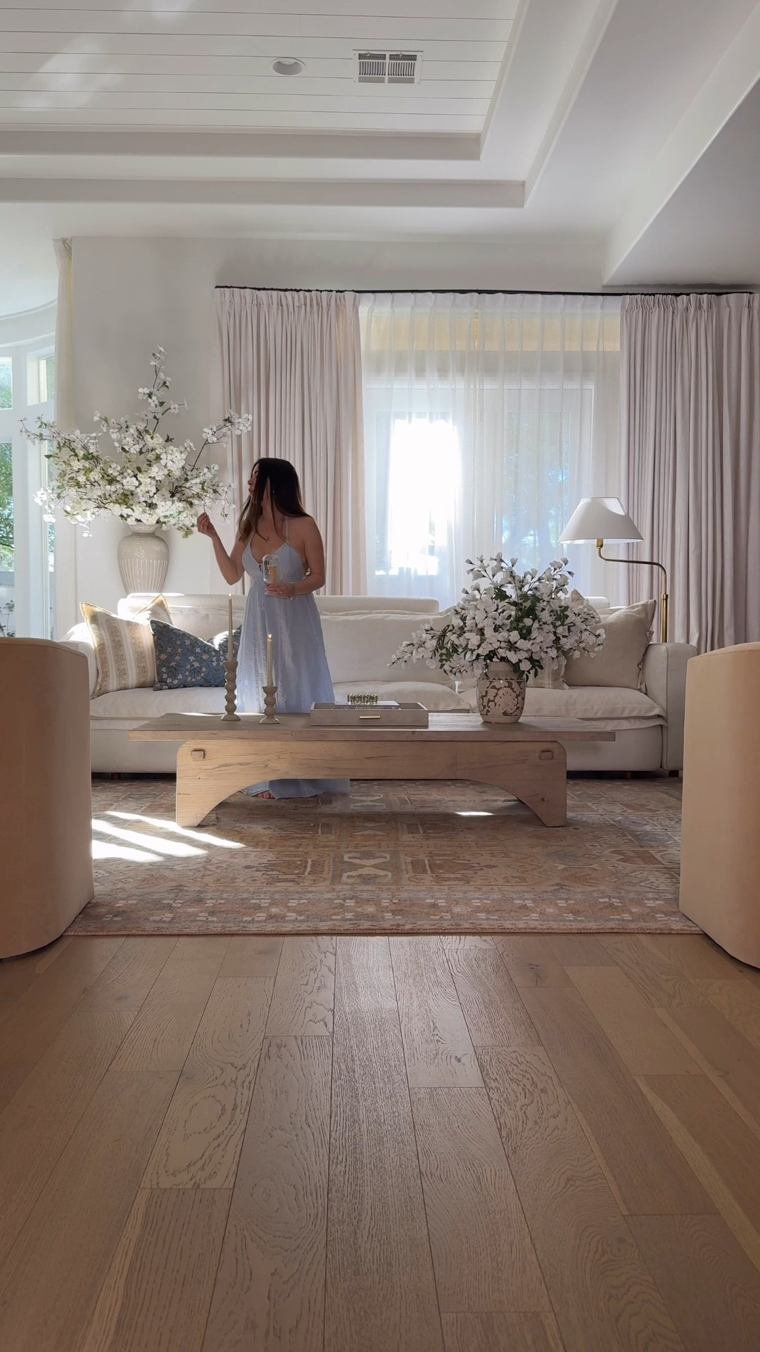 Living room

#LTKActive #LTKdayinmylife #LTKHome