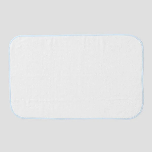 Monogrammed Plush Luxury Bath Mat | Weezie | Weezie Towels