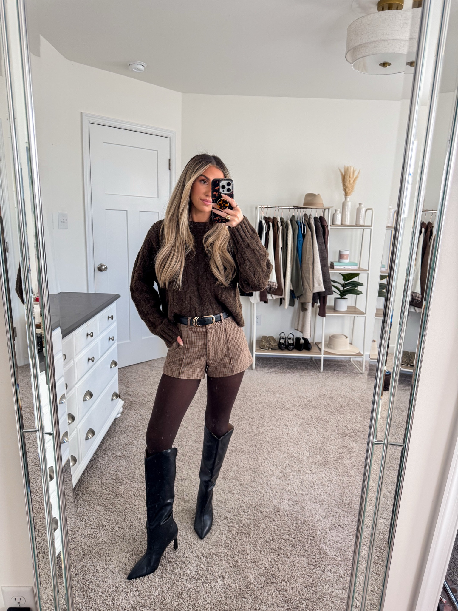 Target sweater: medium 
Abercrombie plaid shorts: xxs/23


#LTKHoliday #LTKFindsUnder100 #LTKSeasonal