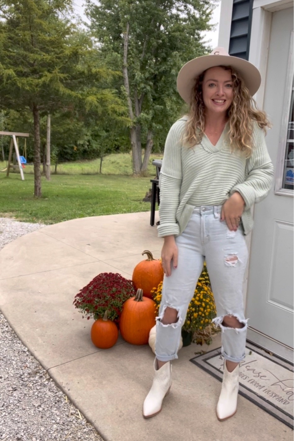 Fall is Here! Loving this weather.
Sharing multiple ways to style this cute sweater!

Fall. Nashville. Denim. Sweater.

#LTKunder100 #LTKstyletip #LTKSeasonal