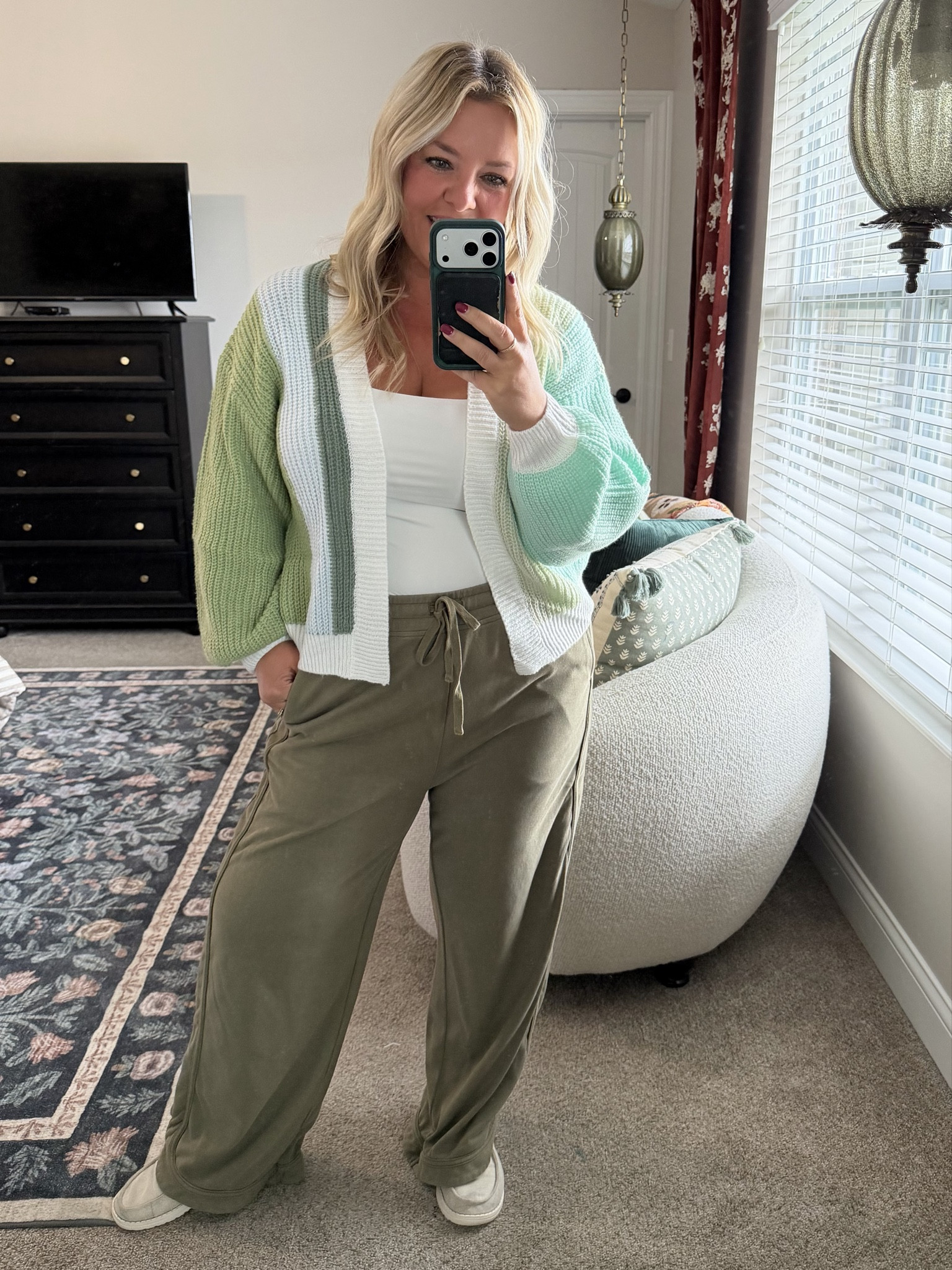 I didn’t plan to wear these together but I love this color block sweater with these green pants! I’m so 12/large & 5’2’ wearing a med in the sweater & lg in the pants which are also petite friendly! They can easily be dressed down with tennis shoes or up with heels!

#LTKPetite #LTKFindsUnder50 #LTKMidsize