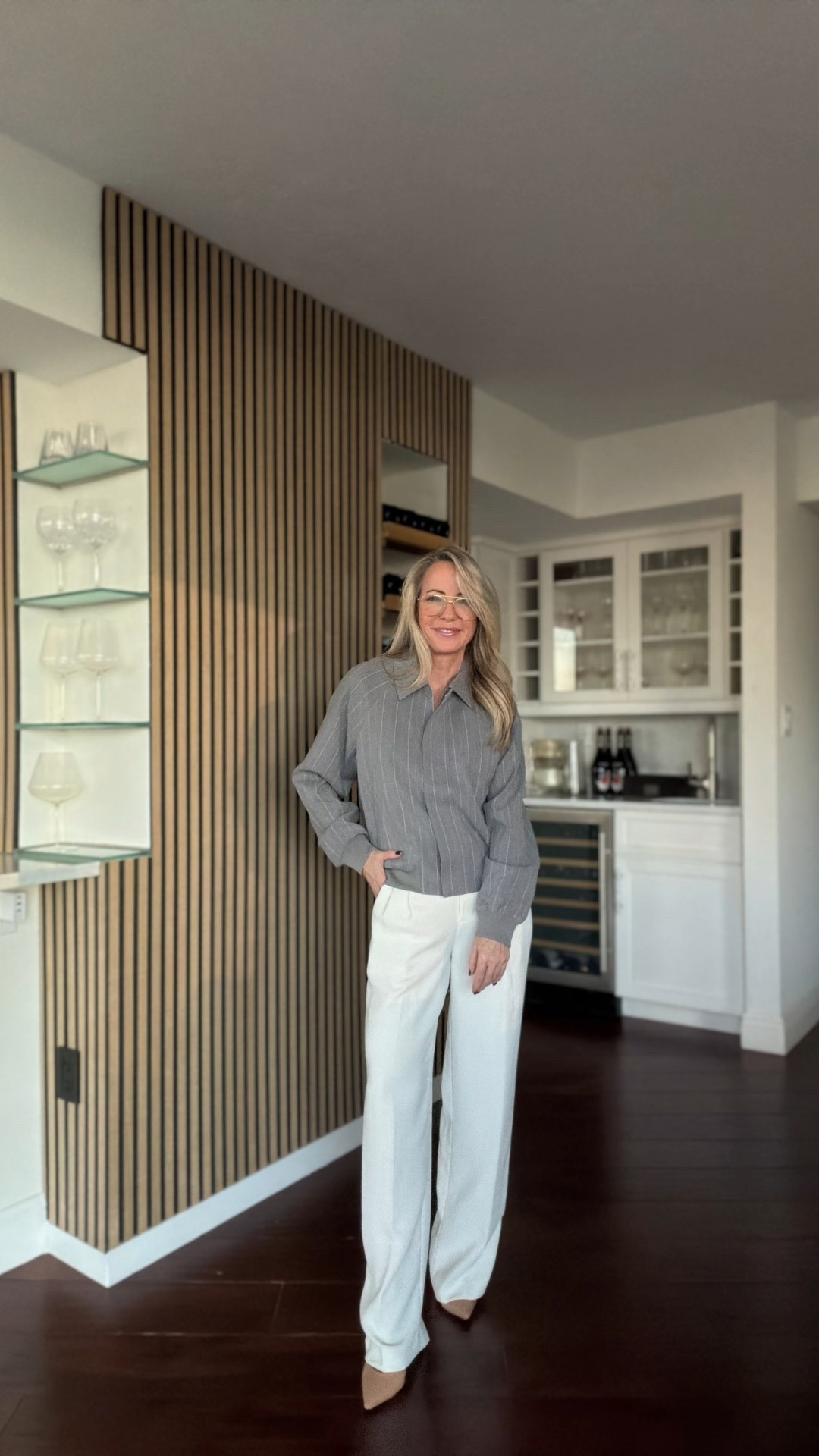 This bomber-style blouse is one of those pieces that instantly pulls an outfit together.
Soft, structured, and effortlessly polished — I styled it with ivory trousers and neutral heels for a timeless, wearable look.
Perfect for day-to-dinner dressing.


#LTKootd #LTKOver40 #LTKSeasonal