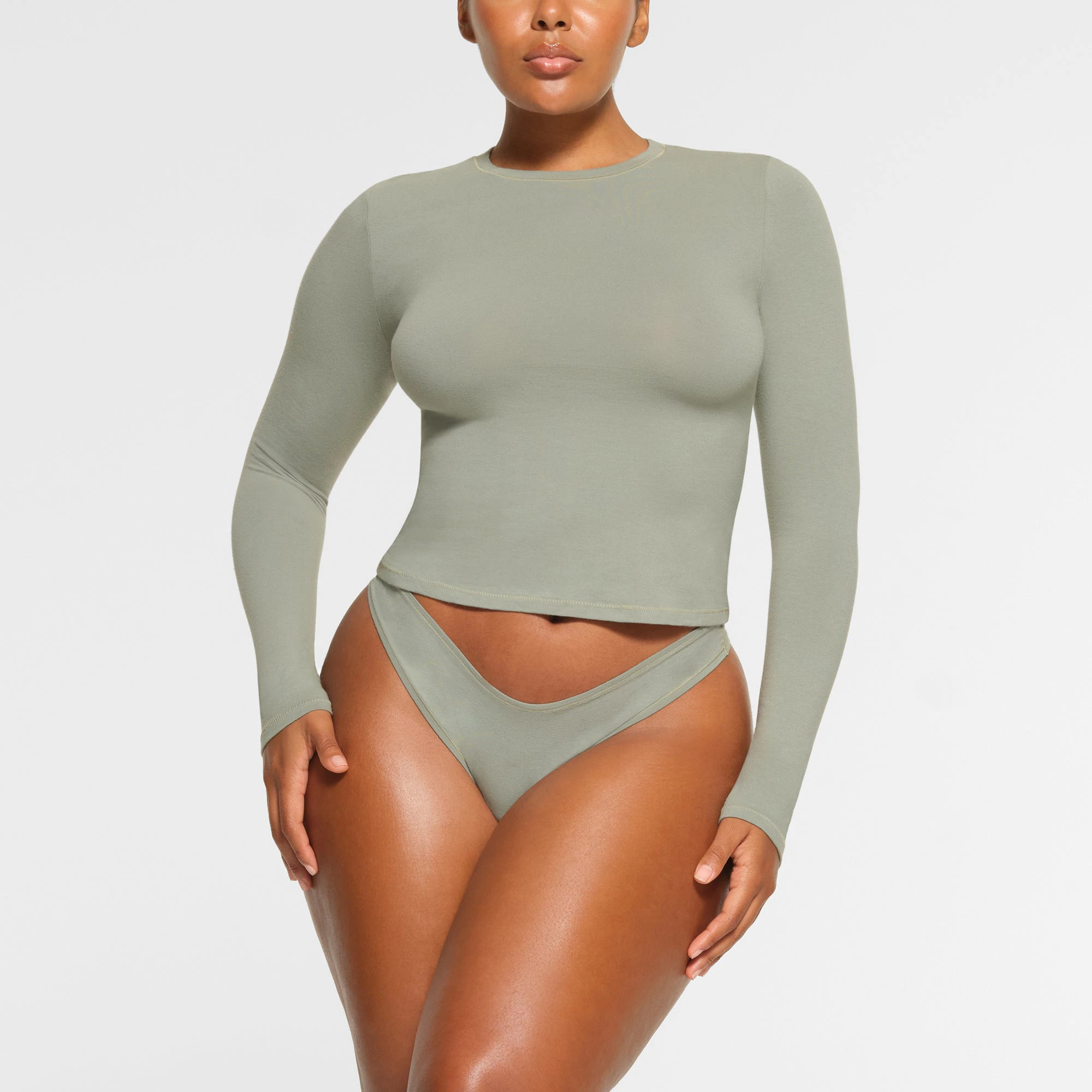 LONG SLEEVE T-SHIRT | SKIMS (US)