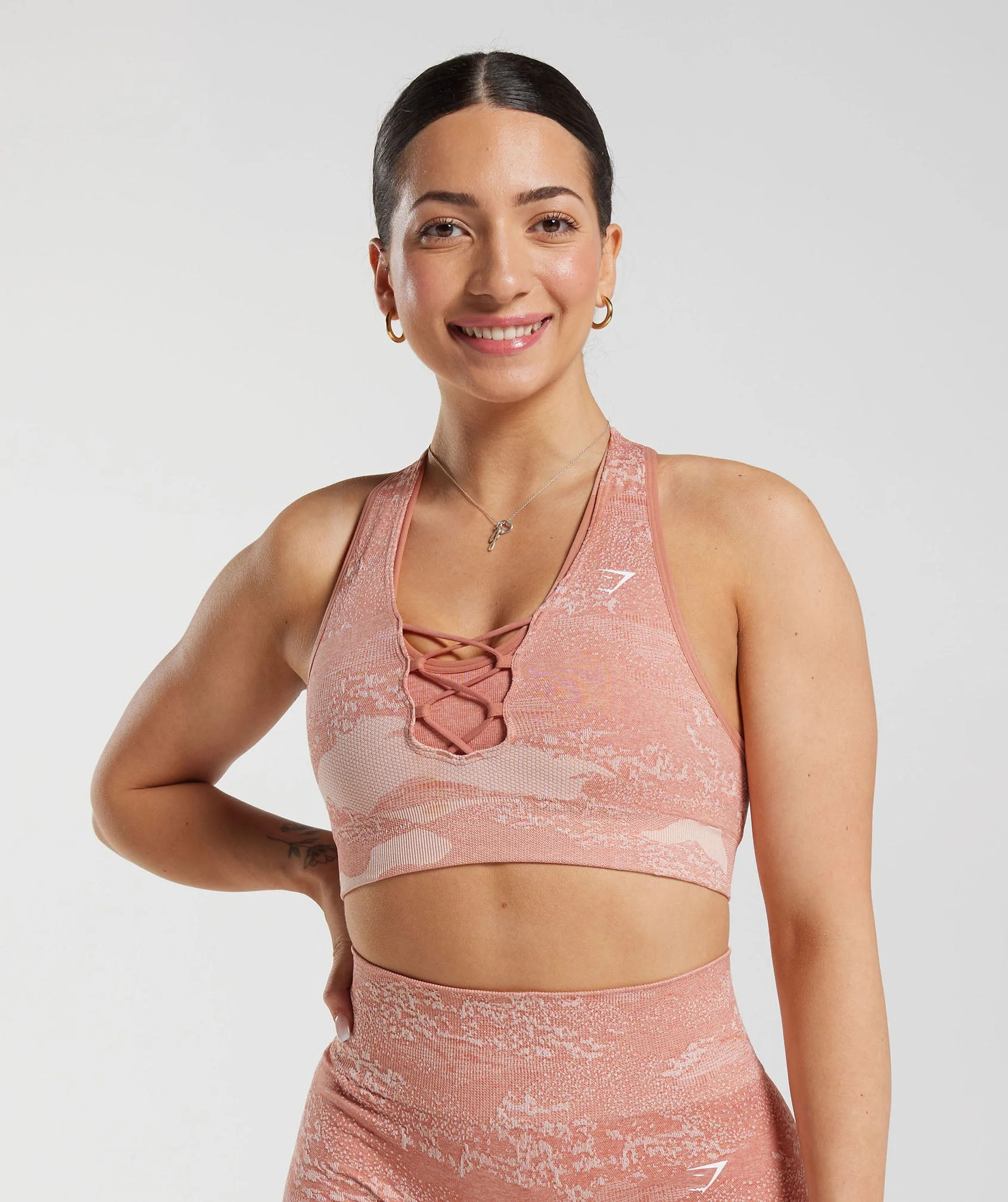 Adapt Camo Seamless Sports Bra Misty Pink-Hazy Pink | Gymshark US