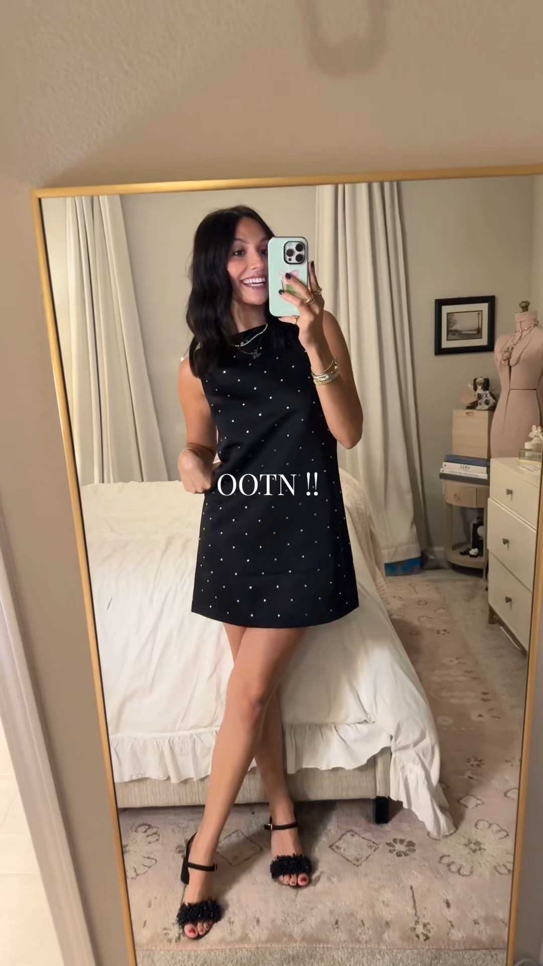 Perfect holiday dress from H&M! 🖤✨ 

#LTKHoliday #LTKStyleTip