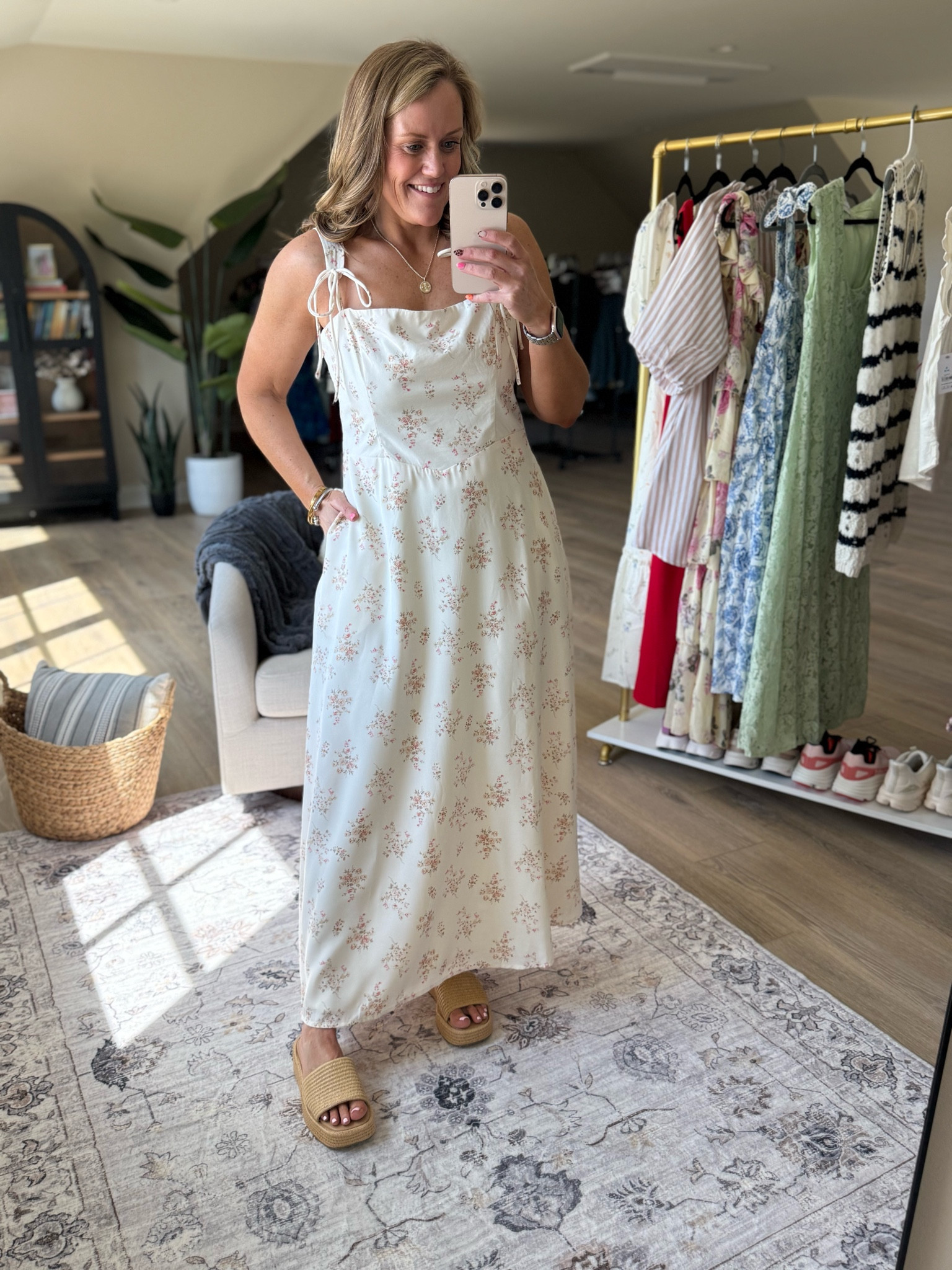 Petal & Pup
Dress
Summer dress
Wedding guest dress
Maxi dress 
Casual dress 
Event dress 
Graduation dress