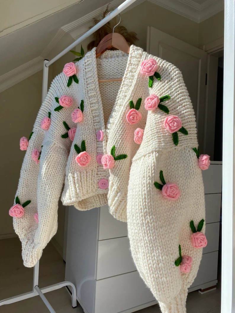 Leilayca Pink Roses Cardigan , Chunky Cropped Cardigan for Woman , White Sweater With Pink Flower... | Etsy (US)