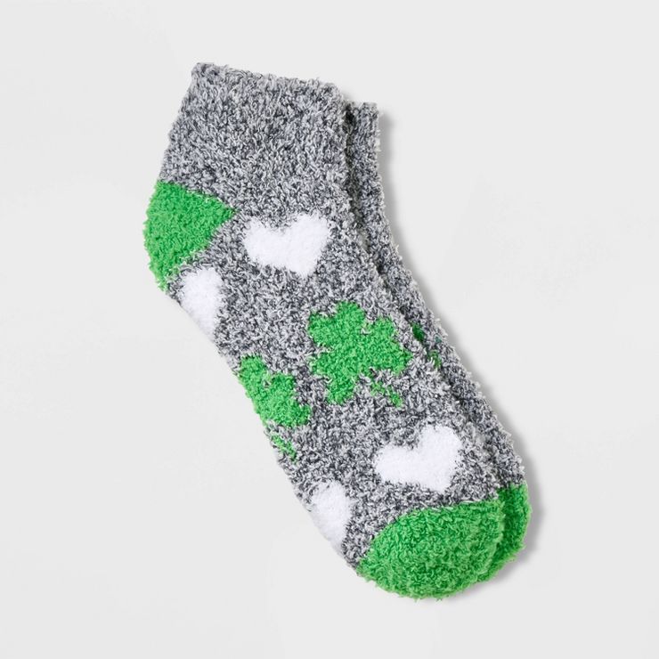 Women's Shamrock Hearts St. Patrick's Day Cozy Low Cut Socks - Charcoal Heather/Green 4-10 | Target