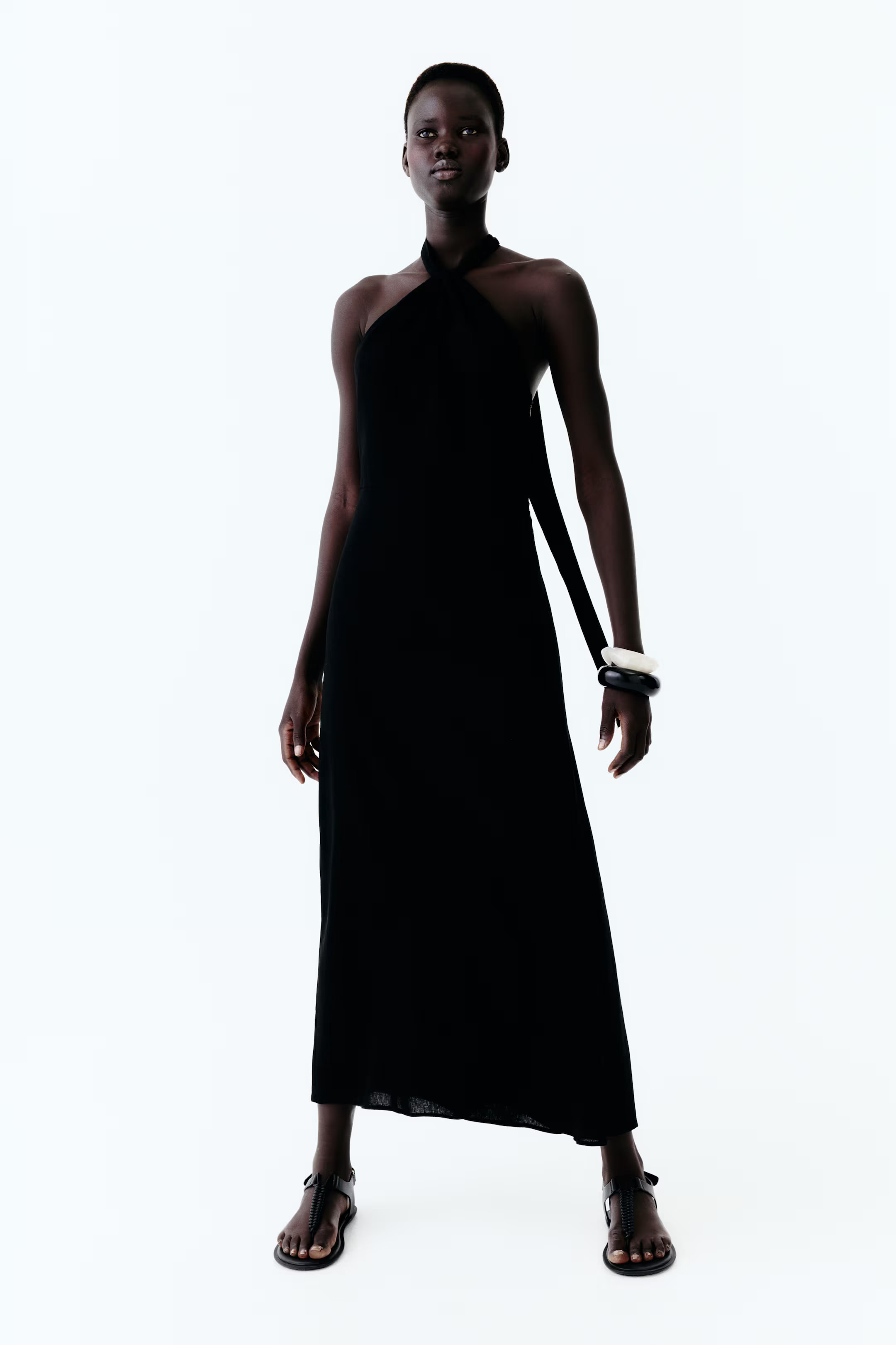 Linen-blend halterneck dress | H&M (UK, MY, IN, SG, PH, TW, HK)