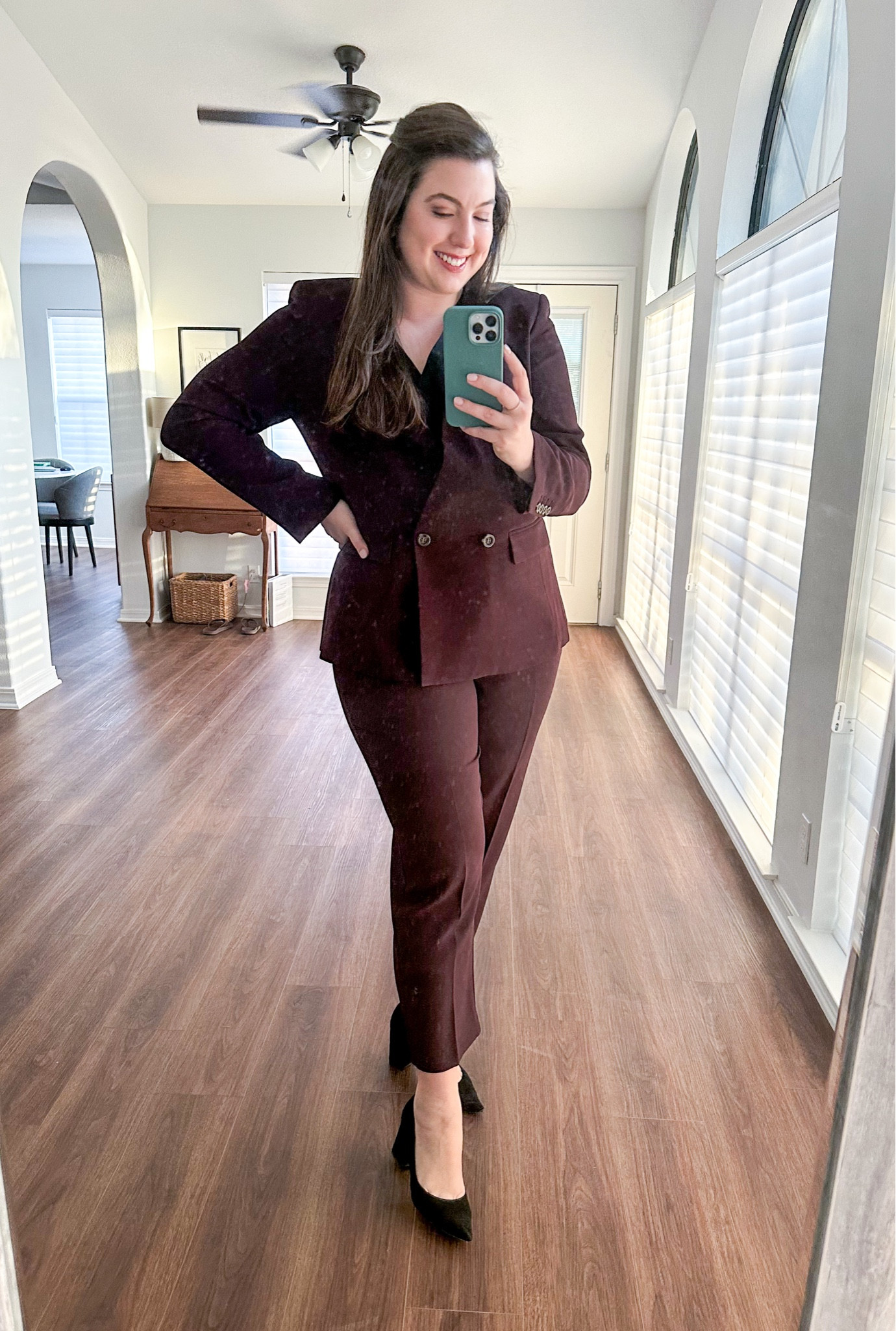Workwear #ootd 8/28/23

This suit is 25% off today! 

Womens business professional workwear and business casual workwear and office outfits midsize outfit midsize style 

#LTKworkwear #LTKsalealert #LTKmidsize