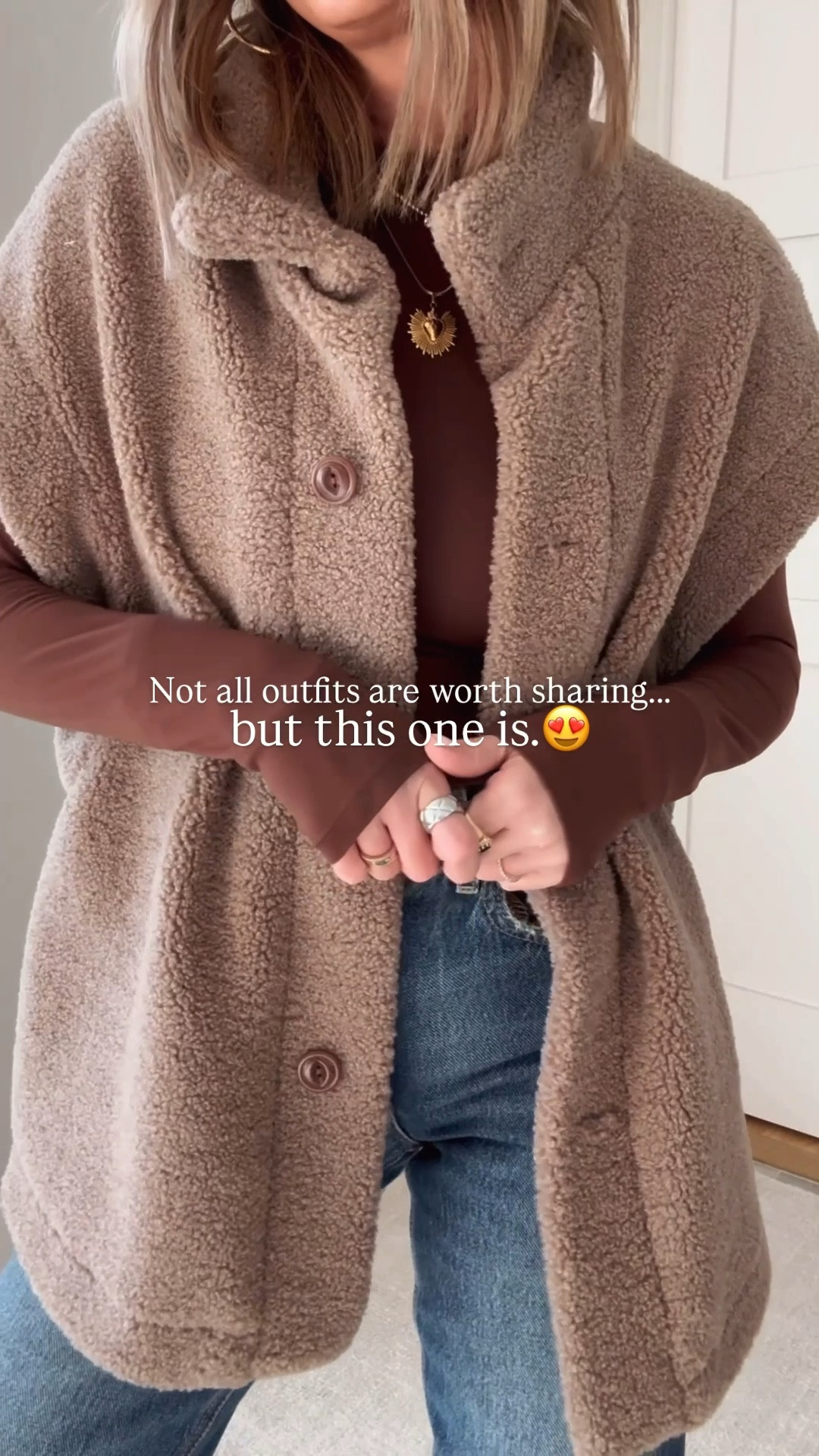 My vest looks and feels SO luxe, and it’s from Amazon! 🤩😍 my bag is $20 and I’ve worn it so many times already! Vest is oversized, I’m in a small. Top and jeans are true to size! 

#LTKFindsUnder50 #LTKootd #LTKgrwm