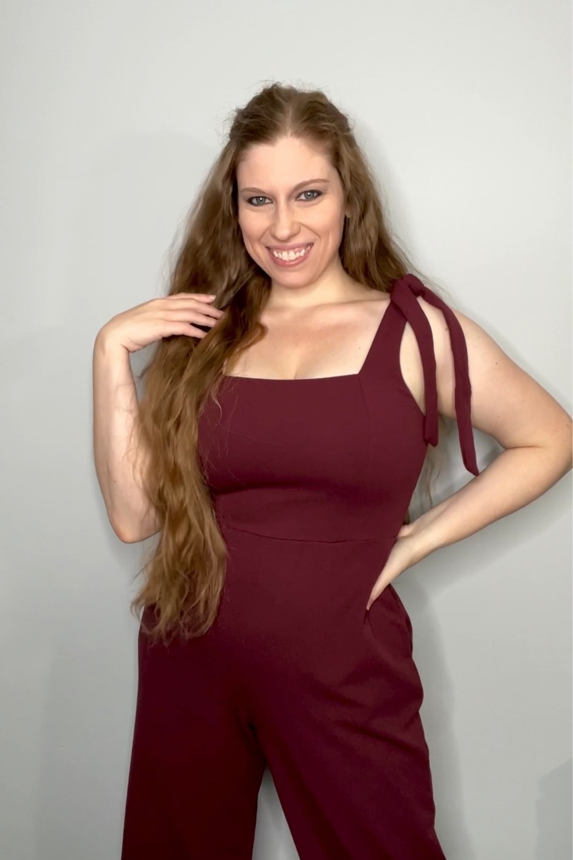 Jumpsuit from Francesca’s with shoulder ties

#LTKHoliday #LTKworkwear #LTKstyletip