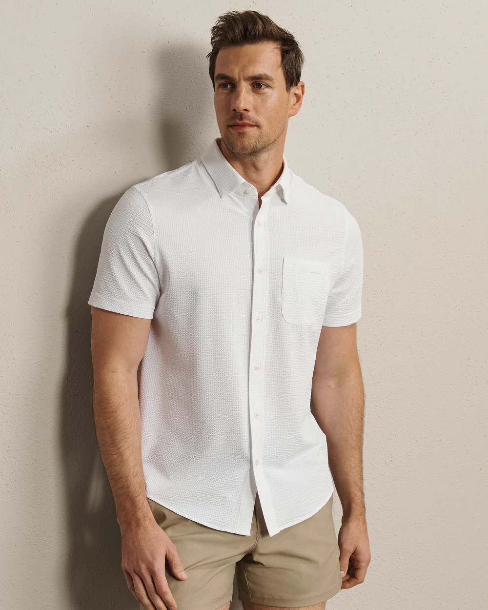 Commuter® Seersucker Short Sleeve Button Down | Rhone