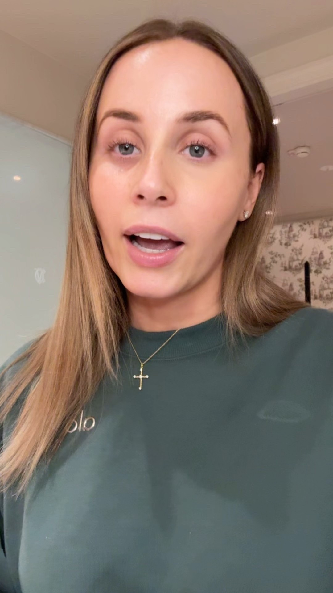 TARTE SHAPE TAPE 40% off 🤯 best concealer ever.

#tartepartner 
@tartecosmetics