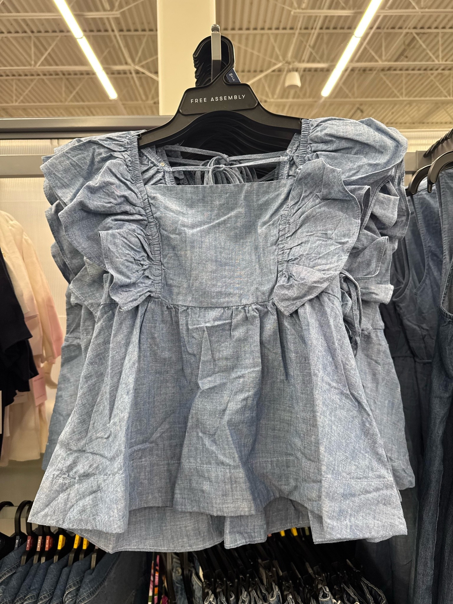 Walmart Free Assembly Women's Square Neck Cotton Top with Flutter Sleeves, Sizes XS-XXL

#LTKootd #LTKSeasonal #LTKTravel