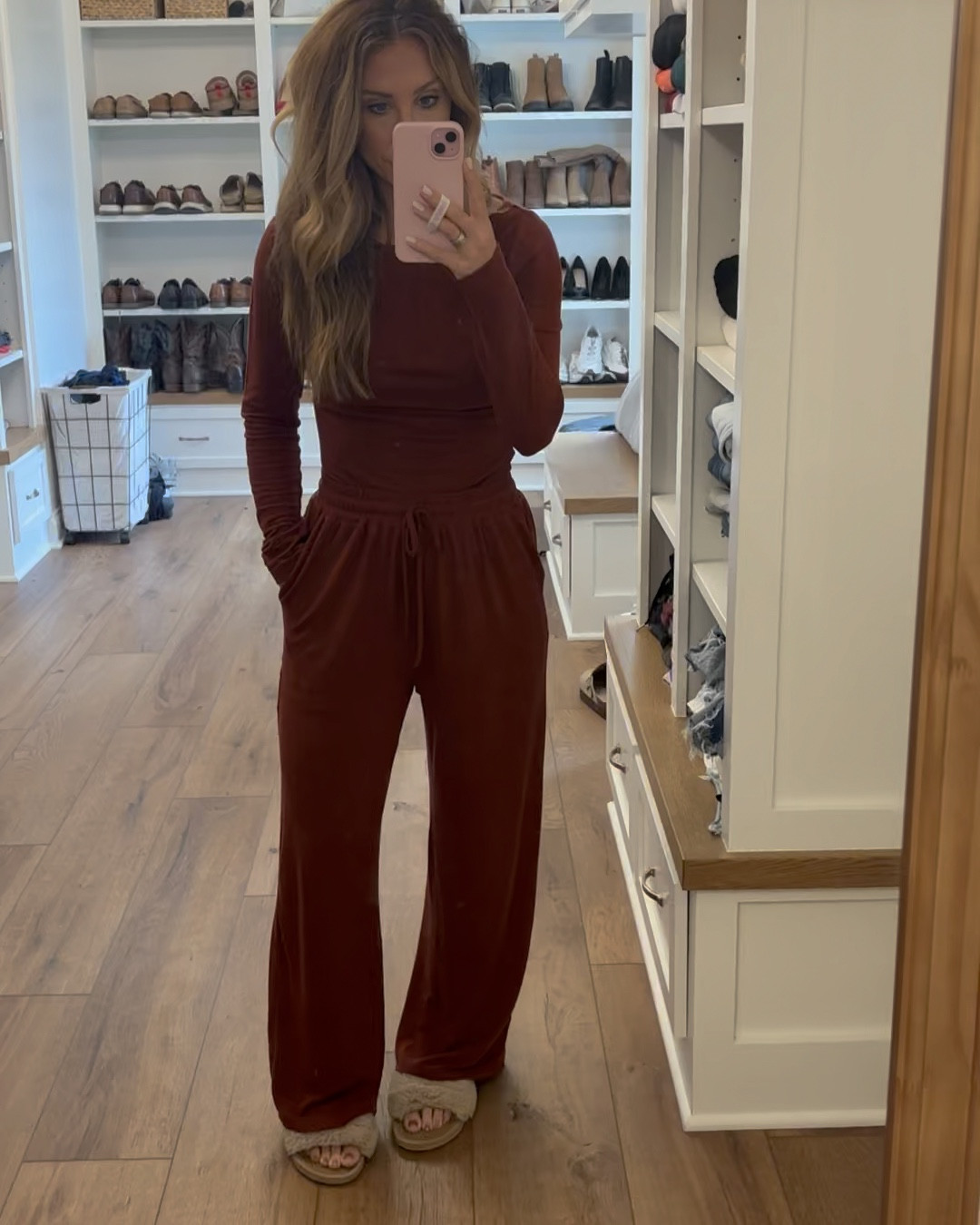 The perfect lounge set that can be worn to bed and to run errands for $40!! Wearing a small! 

#LTKVideo #LTKFindsUnder50 #LTKSeasonal