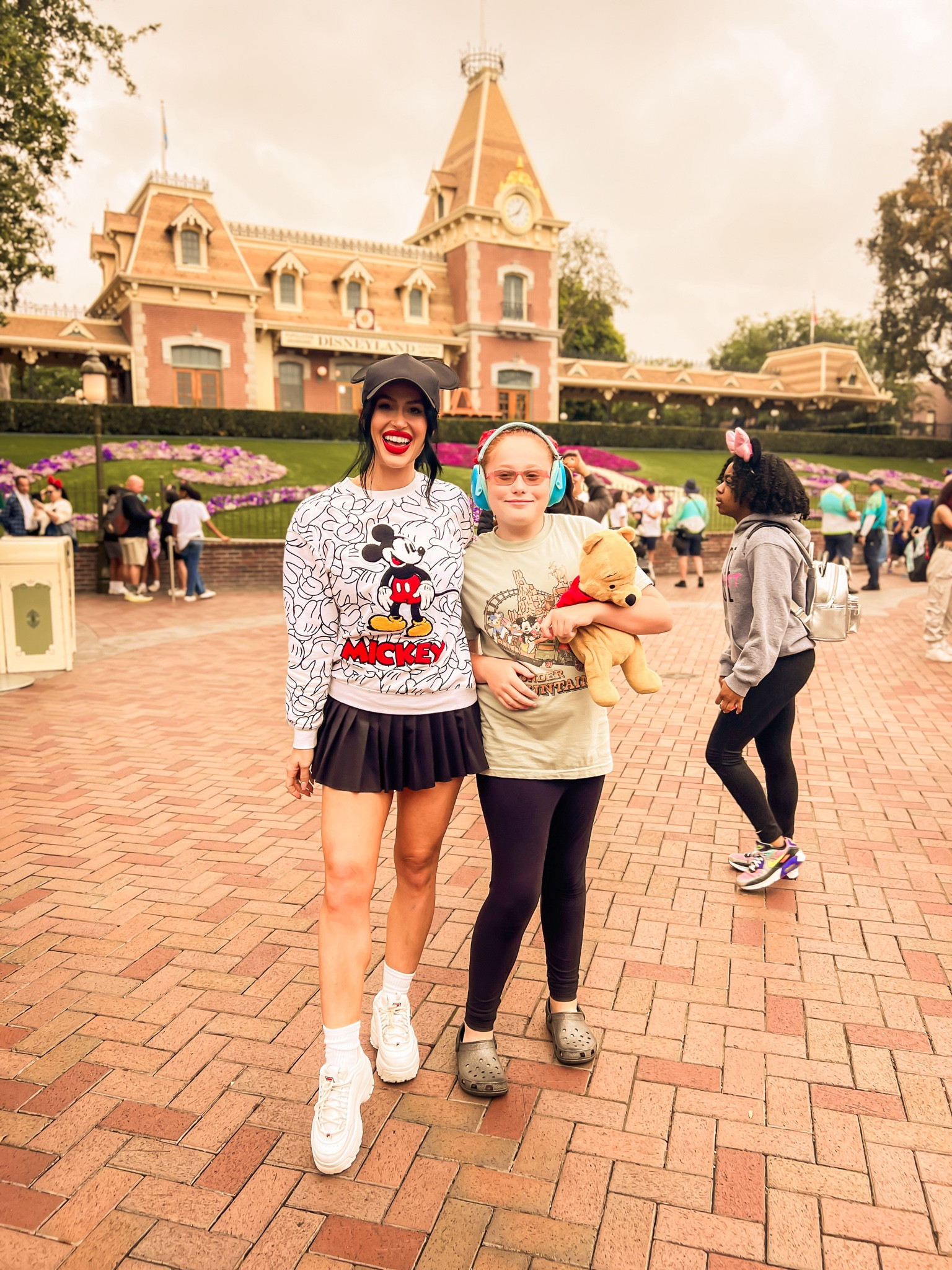 Disney
Disneyland
Mickey Mouse
Pleated skirt
Amazon
Amazon skirt
Athleisure
Sneakers
Mickey hat
Sneakers
Platform sneakers
Makeup
Red lip
Target
Target finds
Target style
Target haul


#LTKActive #LTKfitness #LTKfamily