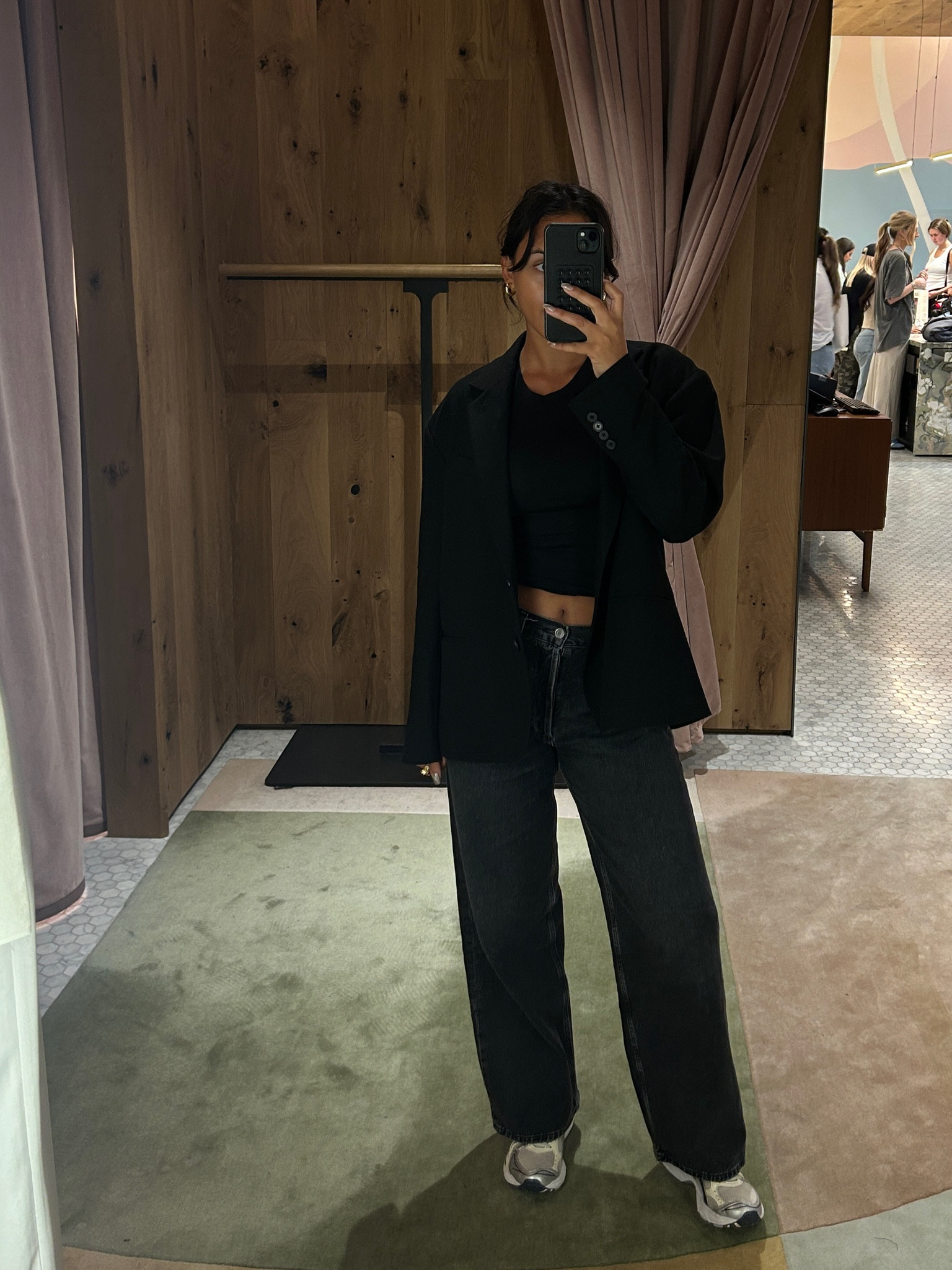 aritzia outfitss

#LTKHoliday #LTKStyleTip #LTKWorkwear