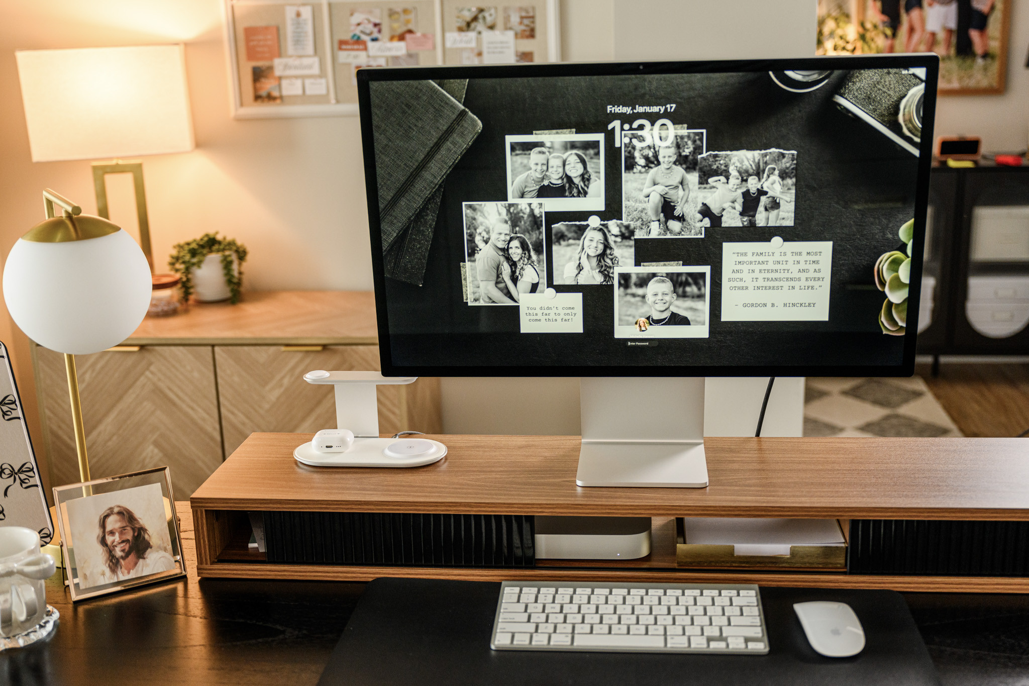 This is how I organize my office desk! Don’t forget to design a custom wallpaper on Canva for a fun custom look!

#office #homeoffice #wfh #workfromhome #officeorganization

#LTKHome #LTKFindsUnder100 #LTKWorkwear