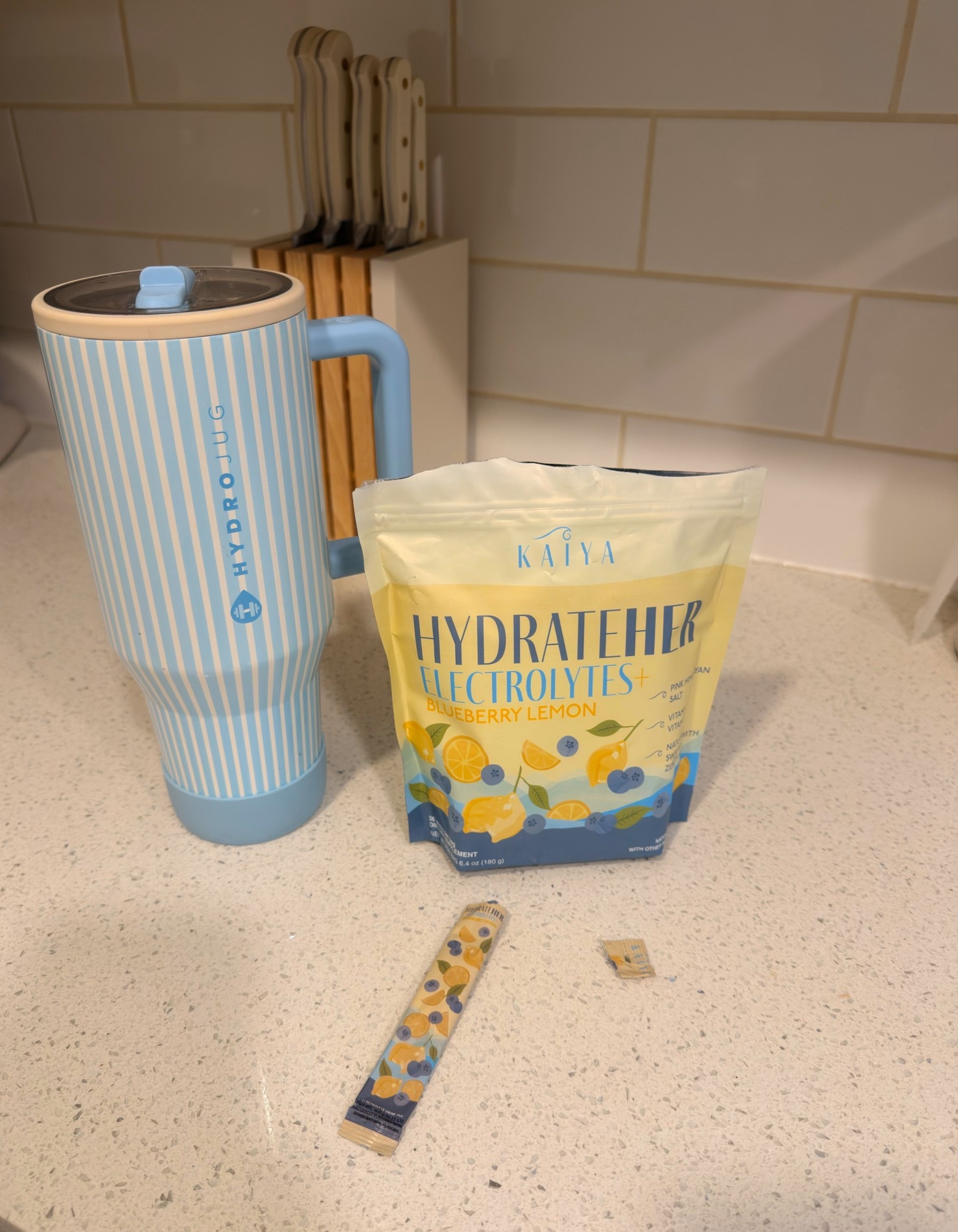 The best post workout electrolytes, entire site is on sale for 25%off! Linked my favorite products below too🩵

#LTKmorningroutine #LTKSaleAlert #LTKmomlife