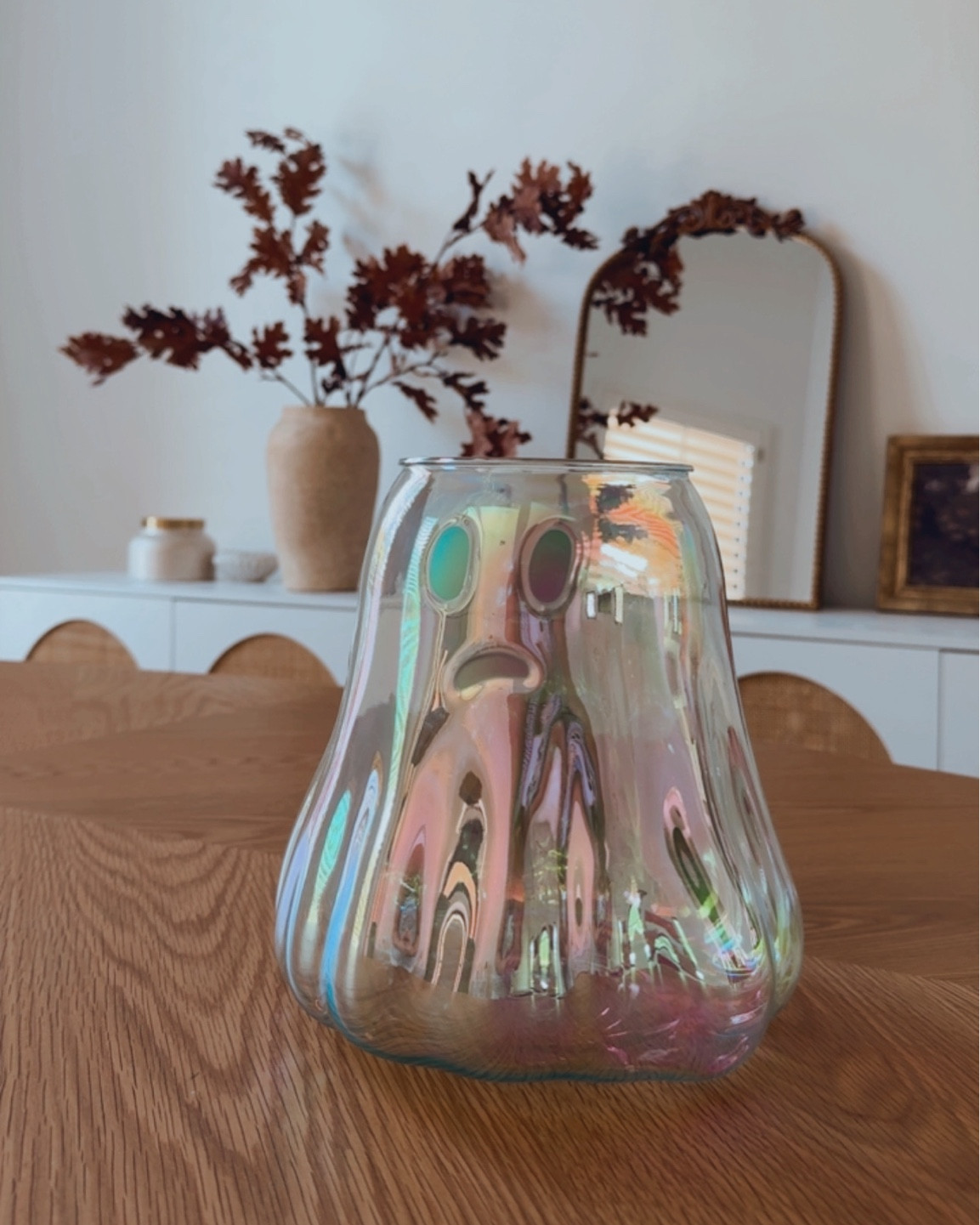 Walmart Ghost Bucket 

If you can find this ghost bucket in stock at your Walmart I highly recommend you grab it! 

#walmartfind #walmarthome #halloween

#LTKFindsUnder50 #LTKFamily #LTKHome