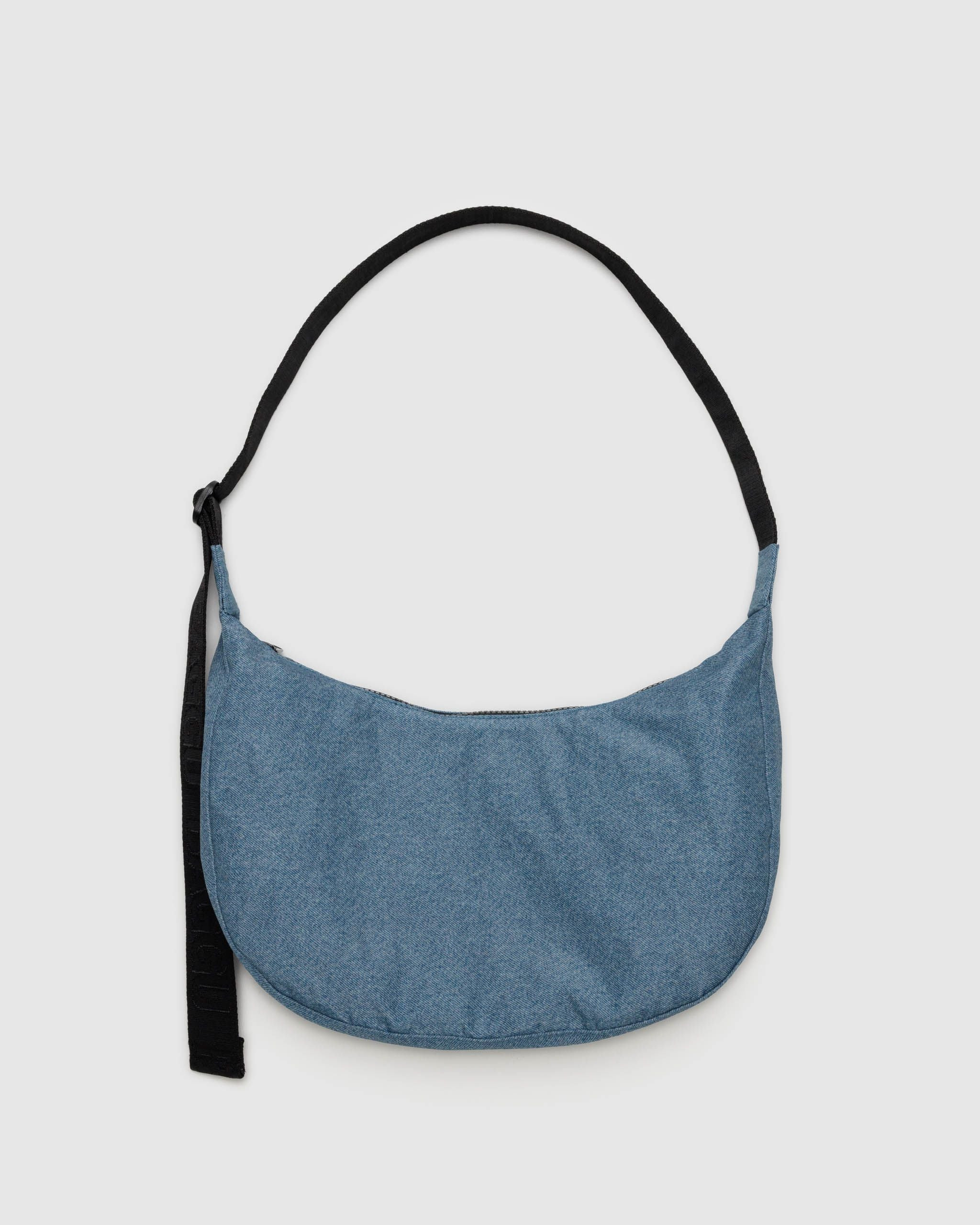 Medium Nylon Crescent Bag | BAGGU
