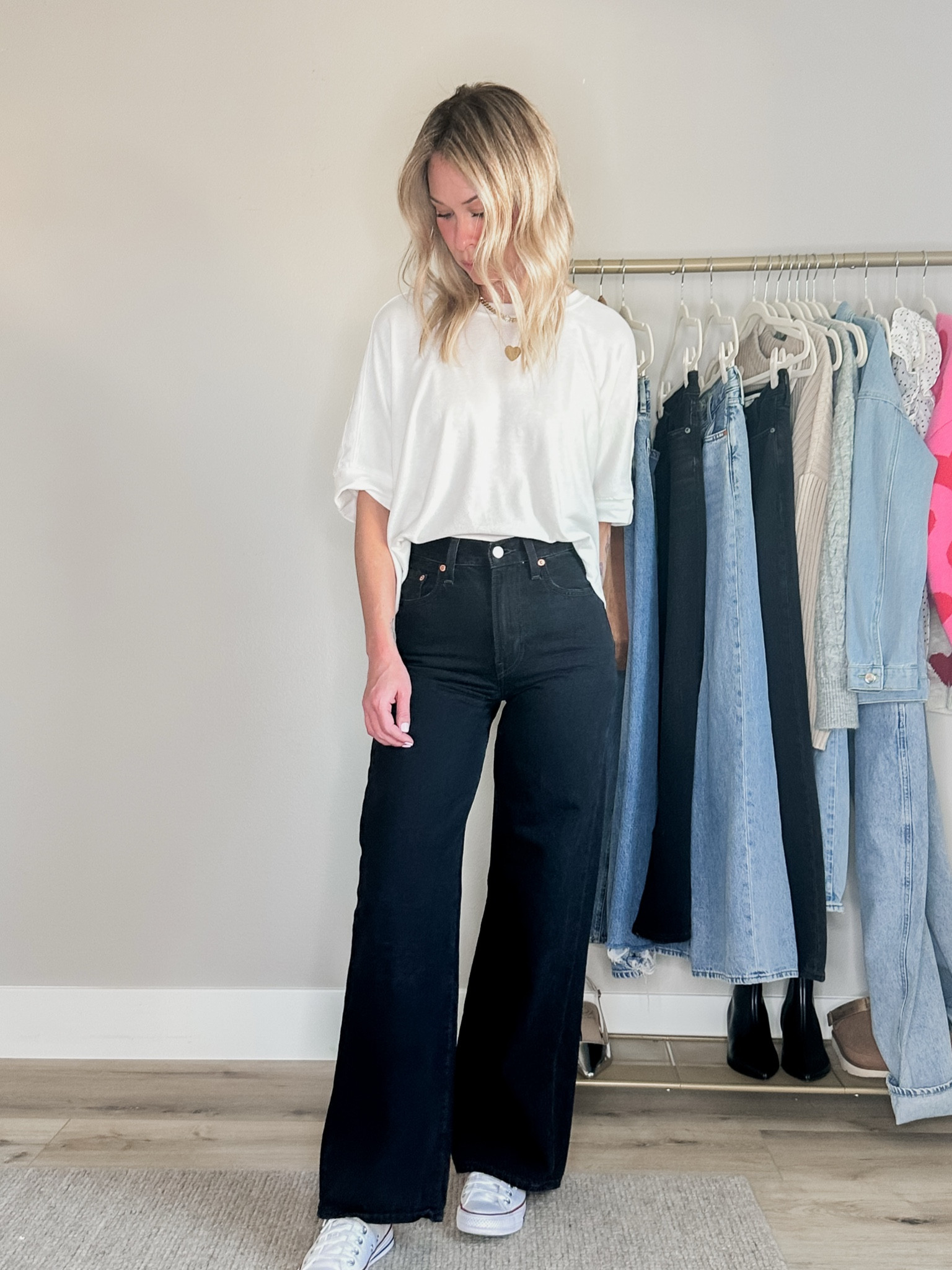 Levi’s Ribcage Wide Leg Denimm

#LTKFindsUnder100 #LTKStyleTip