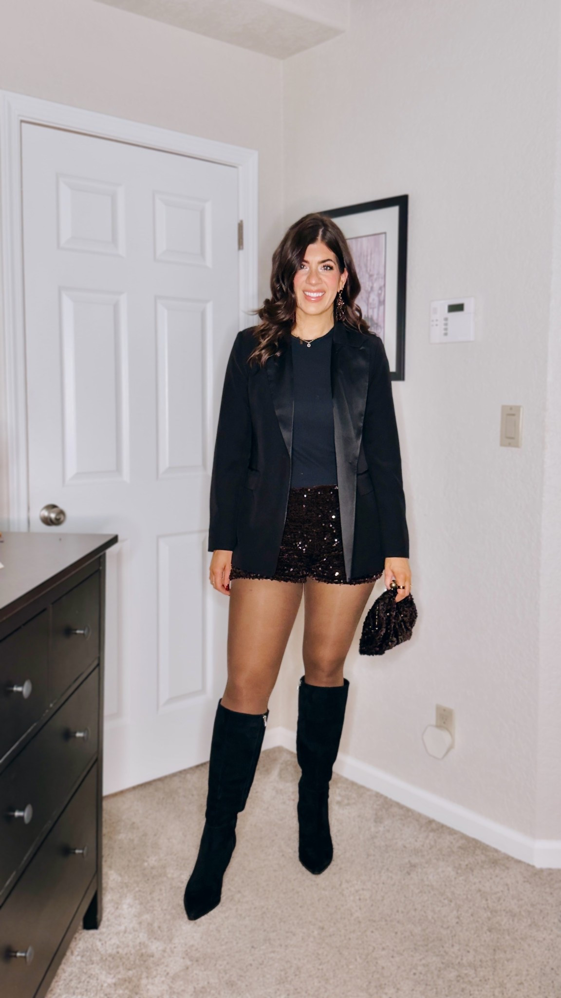 What I wore for my birthday dinner
Medium tee, large fleece tights, medium robe, large shorts, medium blazer, 10’wide calf boots

#LTKHoliday #LTKMidsize #LTKOver40