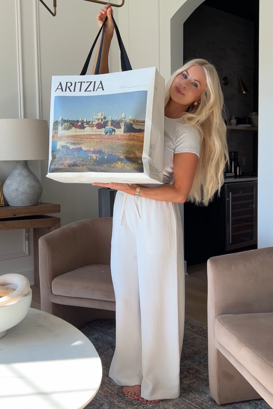 ARITZIA HAUL! Wearing a size small in pants & a size medium in tee (tee color is heather cloud white) 🤍 