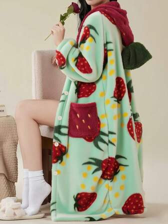 1pc Strawberry Pattern Hooded Casual Robe, Long Sleeve Warm Thermal Lined Thick Button-Up Loungewear Bathrobe With Pockets, Women Sleepwear & Loungewear, Autumn/Winter, Fluffy, Cozy | SHEIN