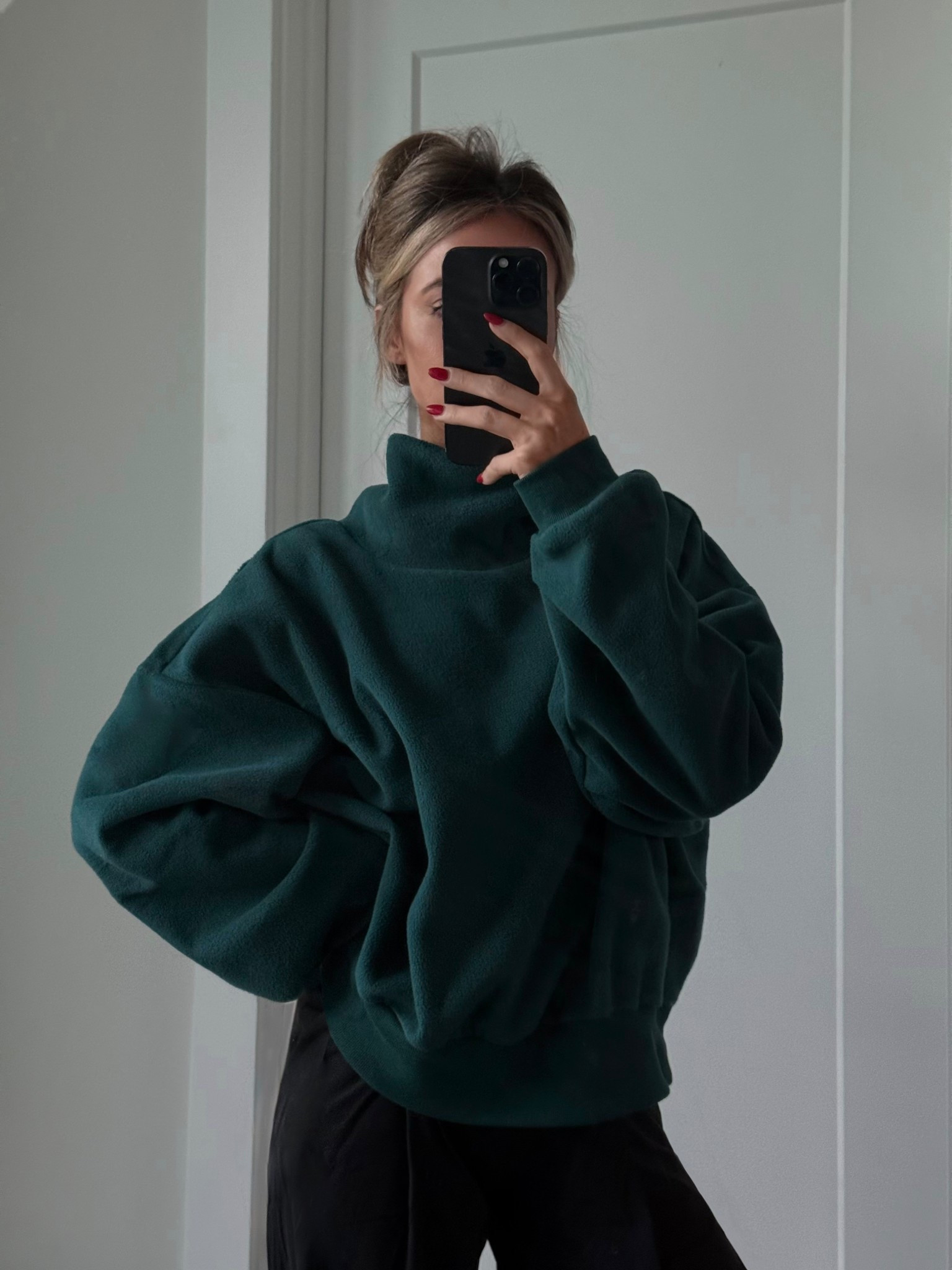 Finally got my hands on the viral micro fleece mockneck  🫶🏼

#LTKGiftGuide #LTKHoliday #LTKCyberWeek