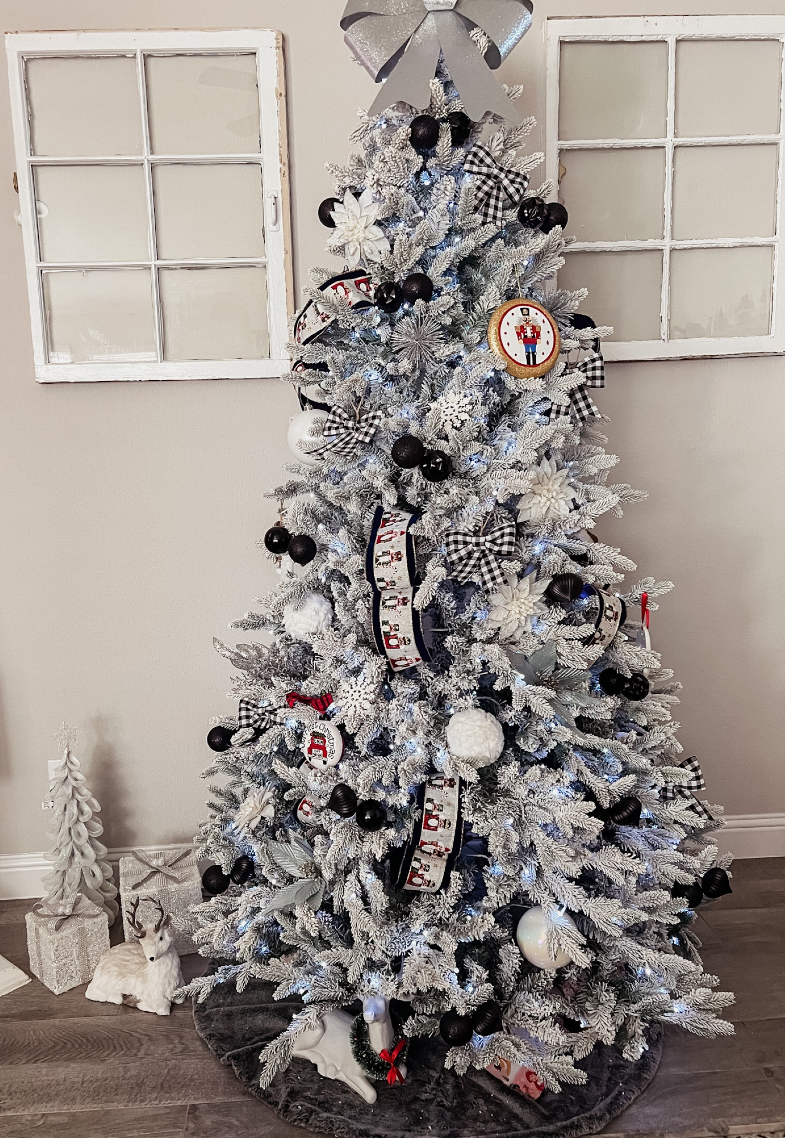 It’s Christmas time at the Davis Household! Still have a few more things to do but this is my favorite time of the year 🎄 

#LTKHoliday #LTKSeasonal