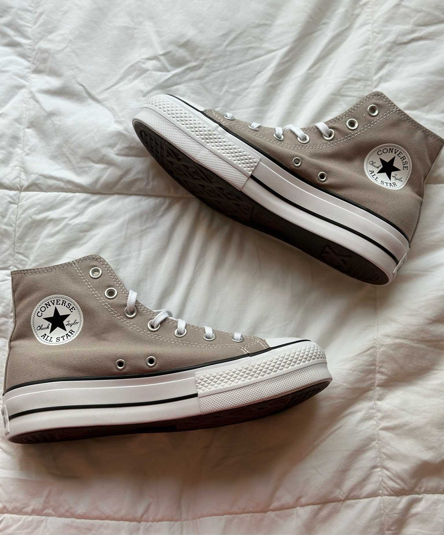 New Converse color

#LTKstyletip #LTKSeasonal #LTKunder100