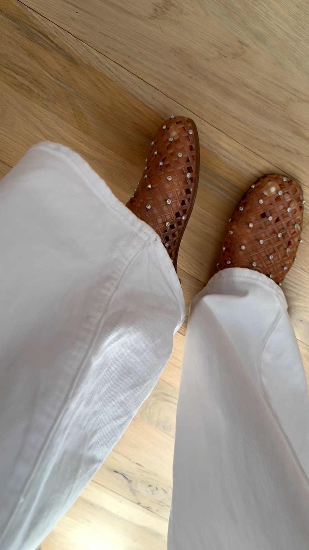 On trend clear caged jelly shoes so cute for spring with my favorite white petite jeans 

#LTKPetite #LTKootd