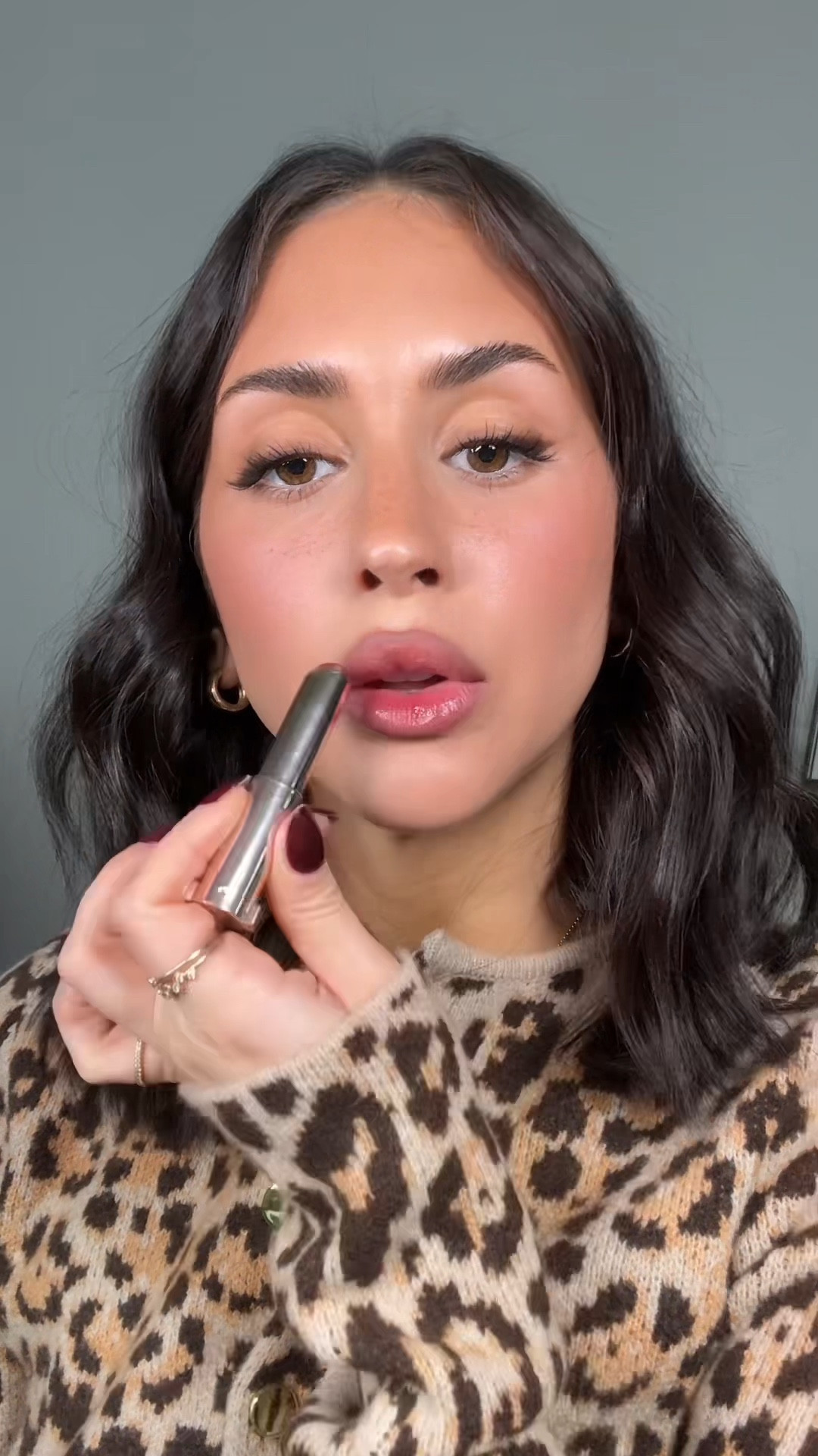 Smokey wing and buttery base! #makeup