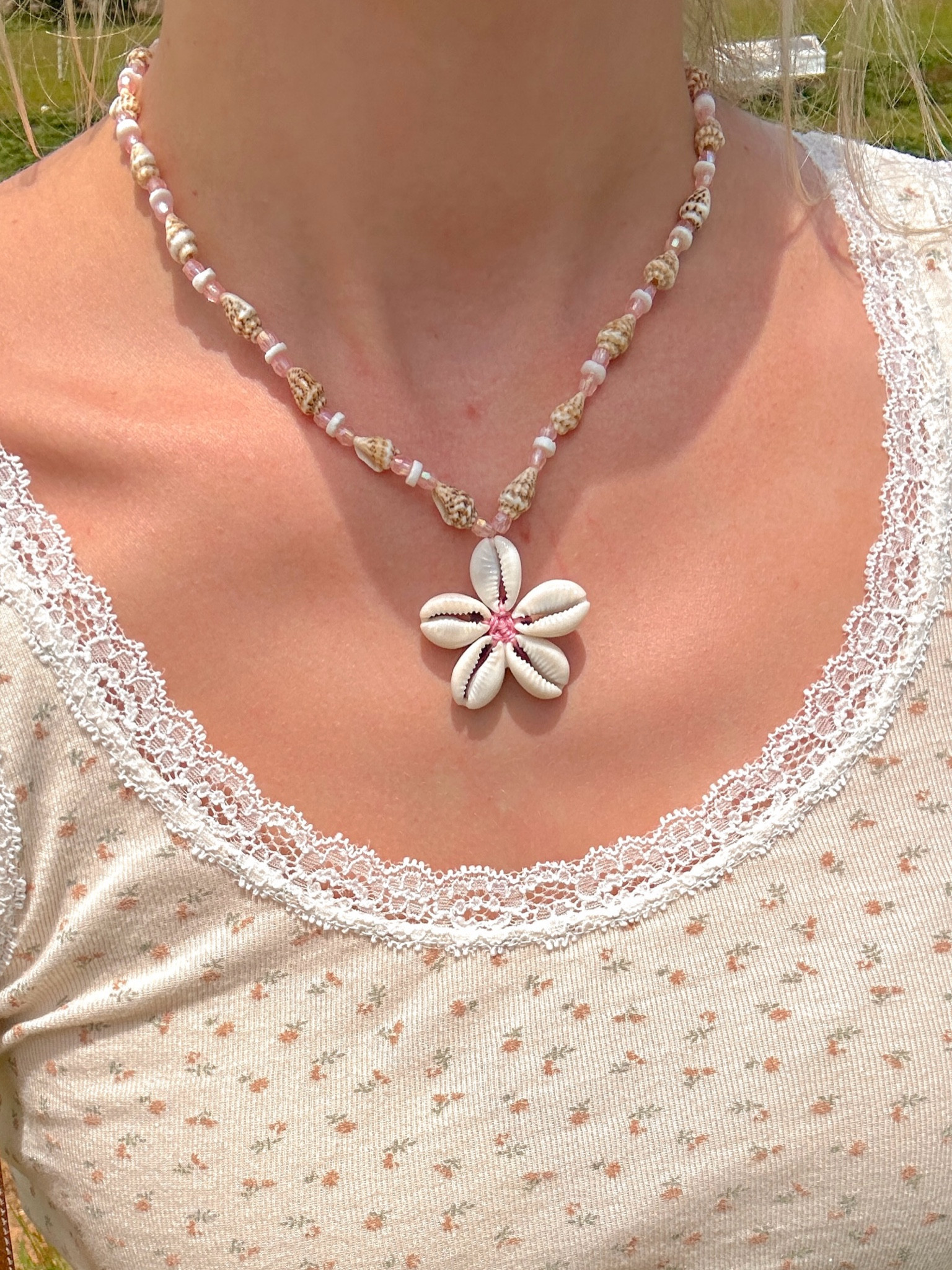 my fav necklace rn! It’s going to be perfect for this summer & it’s only $12!🌸🤭

#LTKStyleTip #LTKFestival #LTKSeasonal