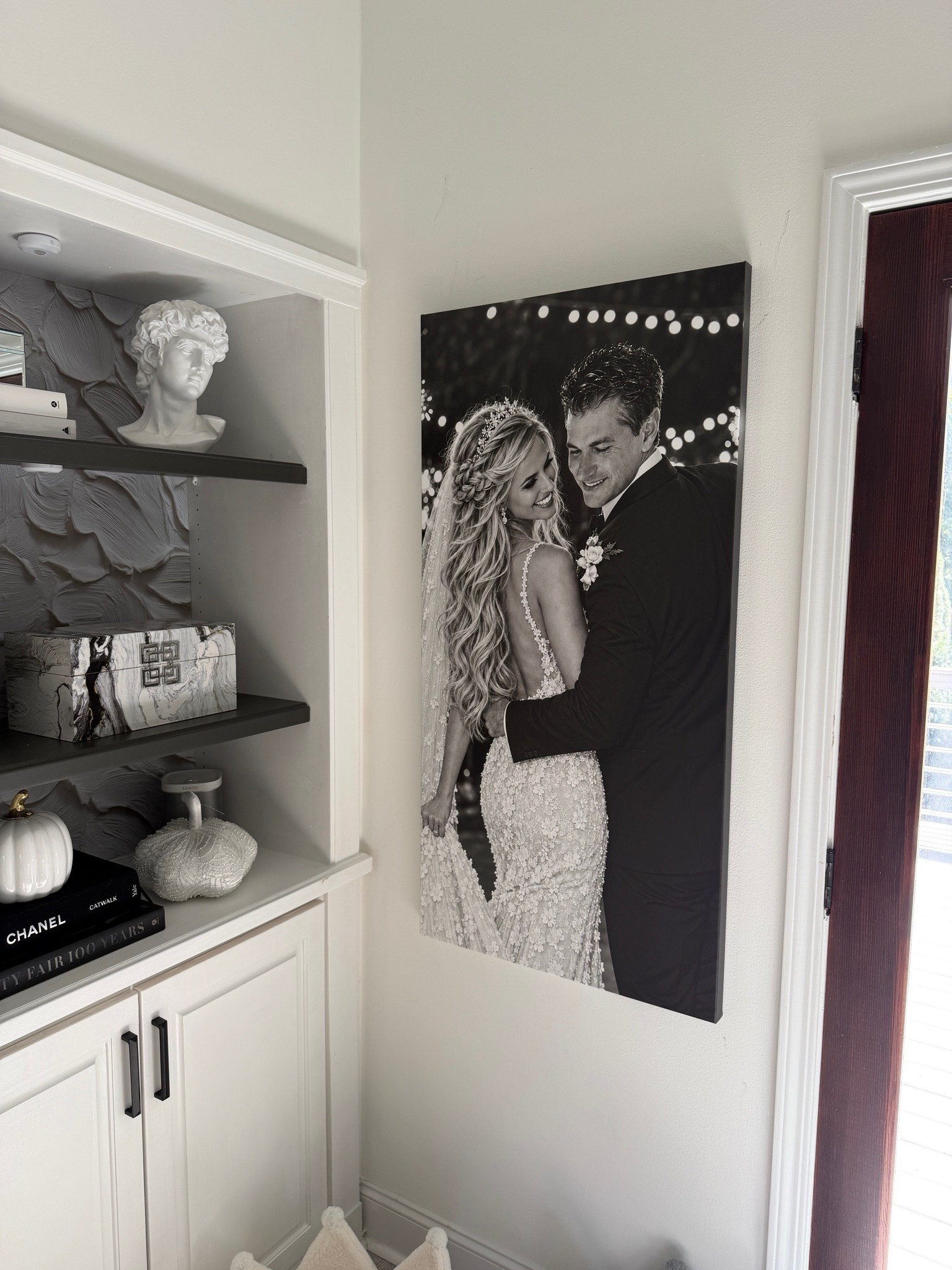 Lots of questions on this is the 24x48 canvas wrap

#LTKHome #LTKWedding #LTKstorytime