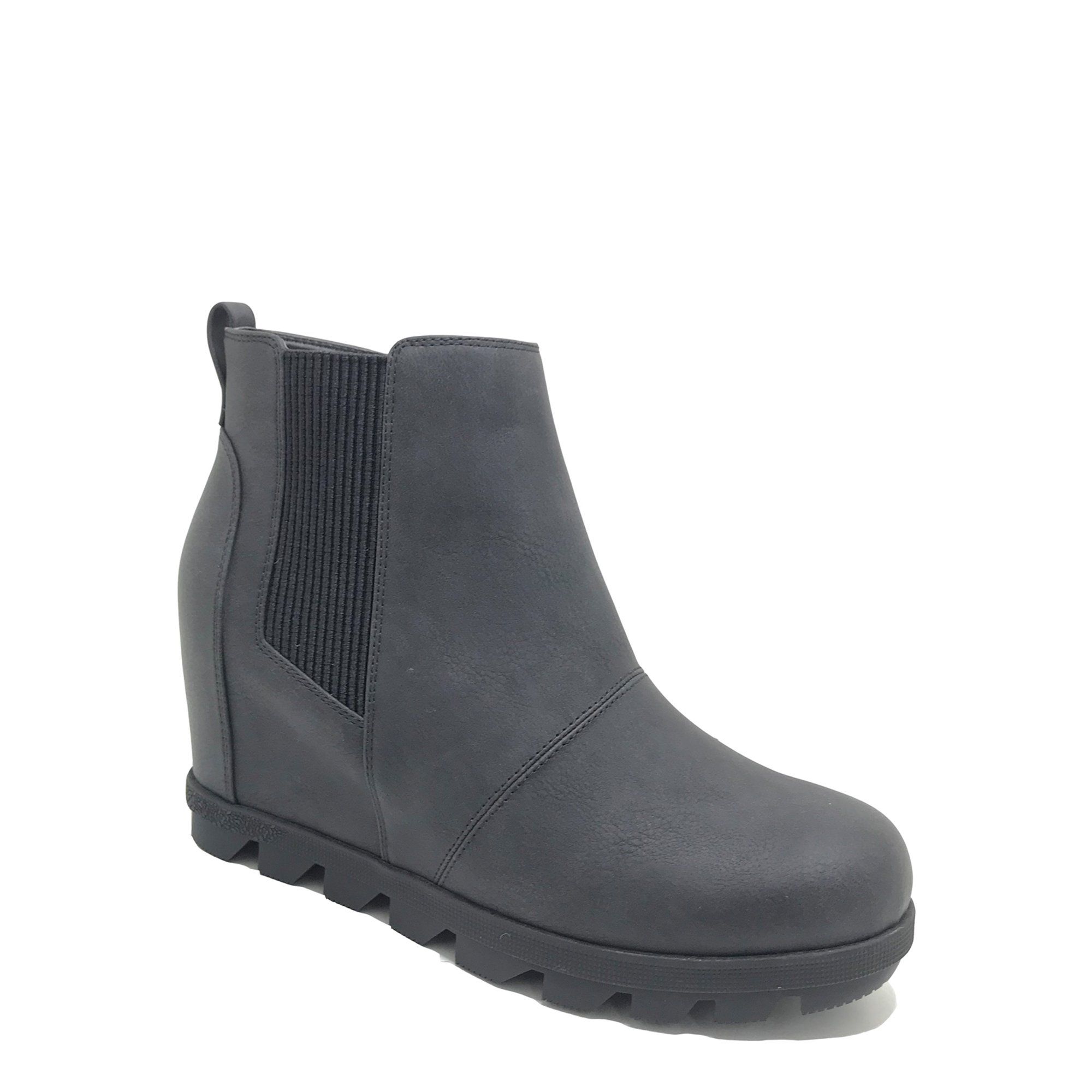 Time and Tru - Time and True Women's Lug Wedge Commuter Boot - Walmart.com | Walmart (US)