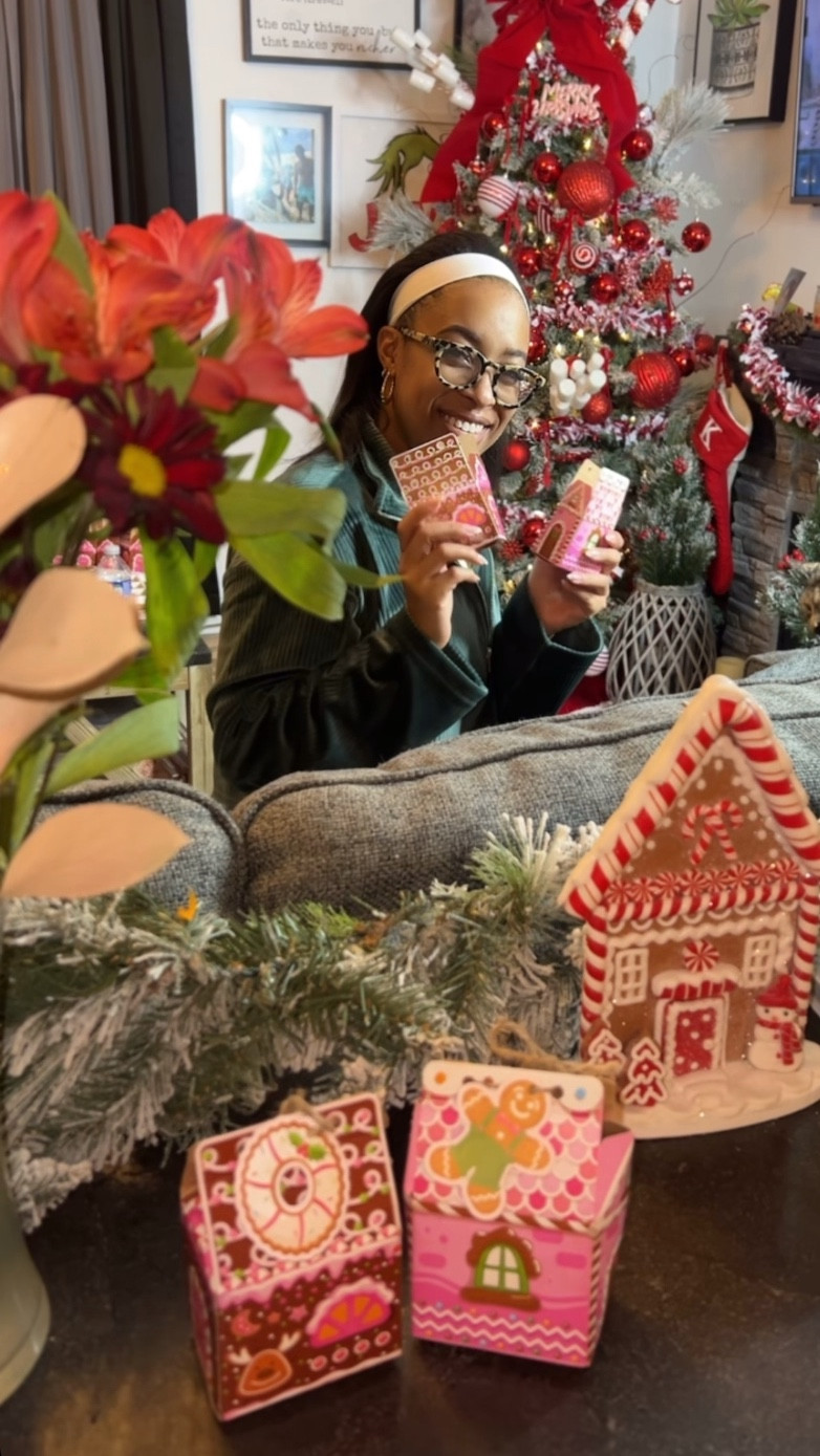 My client gifts for this holiday season. I have a clientele of 50 ladies so I always want to show them how much I appreciate them by giving them a little gift🎁

Great idea if you have a lot of clients

#LTKGiftGuide #LTKHoliday #LTKBeauty