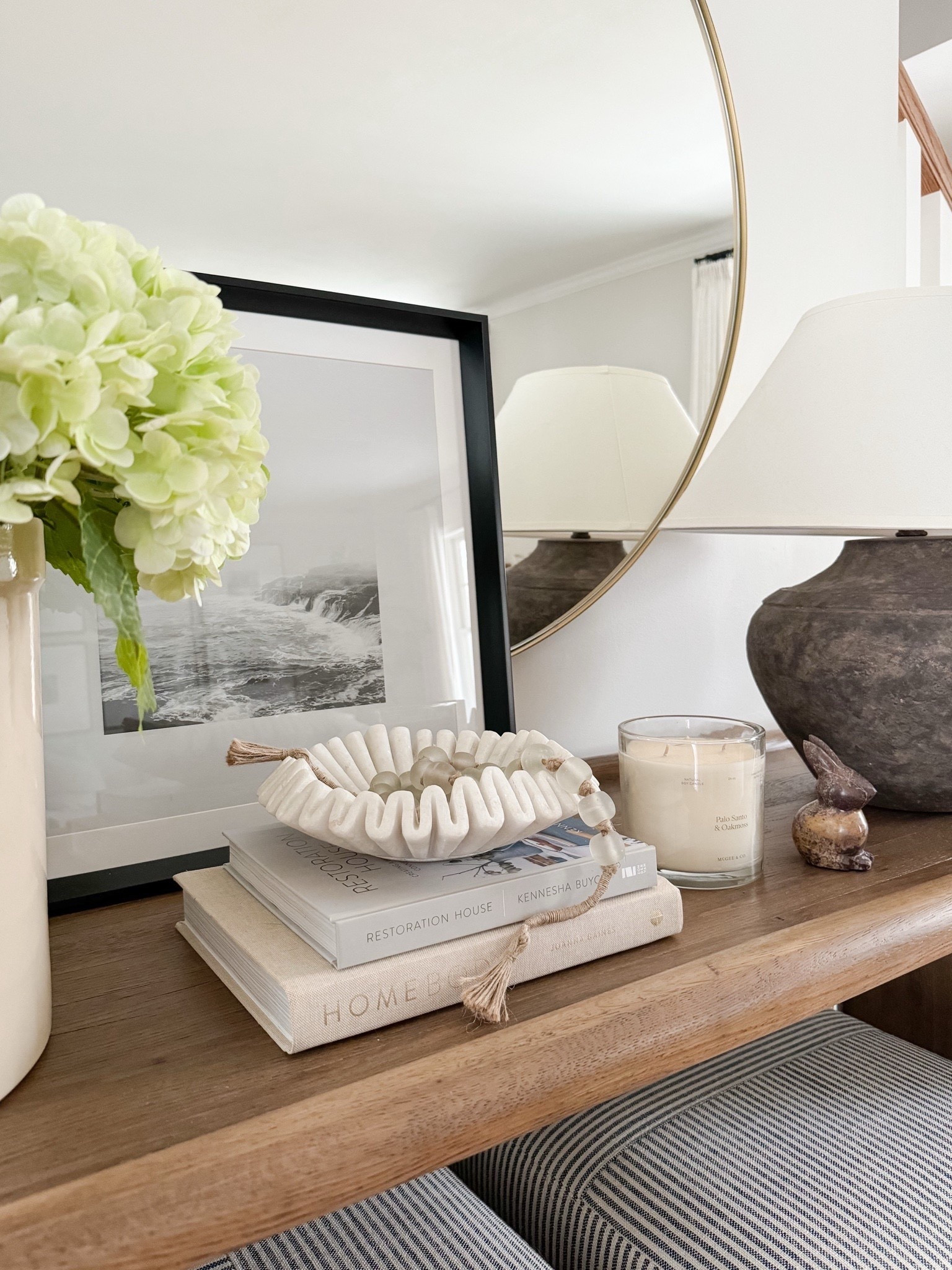 It’s often the little details that make the biggest impact 🤍! Styling an entryway table doesn’t have to be a challenge—just a few small items can work together to create a statement. Try setting out a vase filled with faux flowers, displaying some coffee table books, or leaning a framed piece of art against the wall! 

#LTKSaleAlert #LTKHome