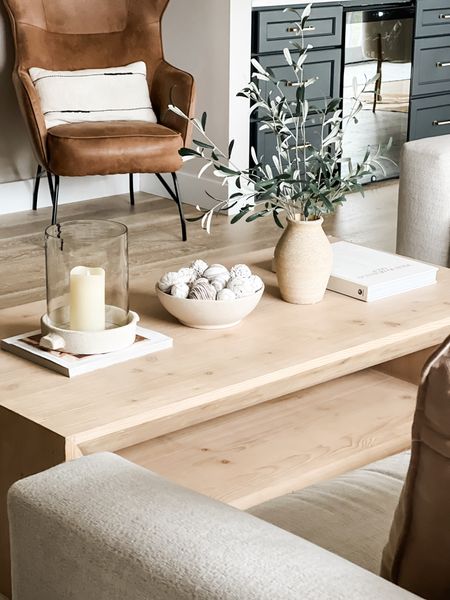 🌿Spring coffee table styling.

#LTKhome #LTKfindsunder100 #LTKfindsunder50