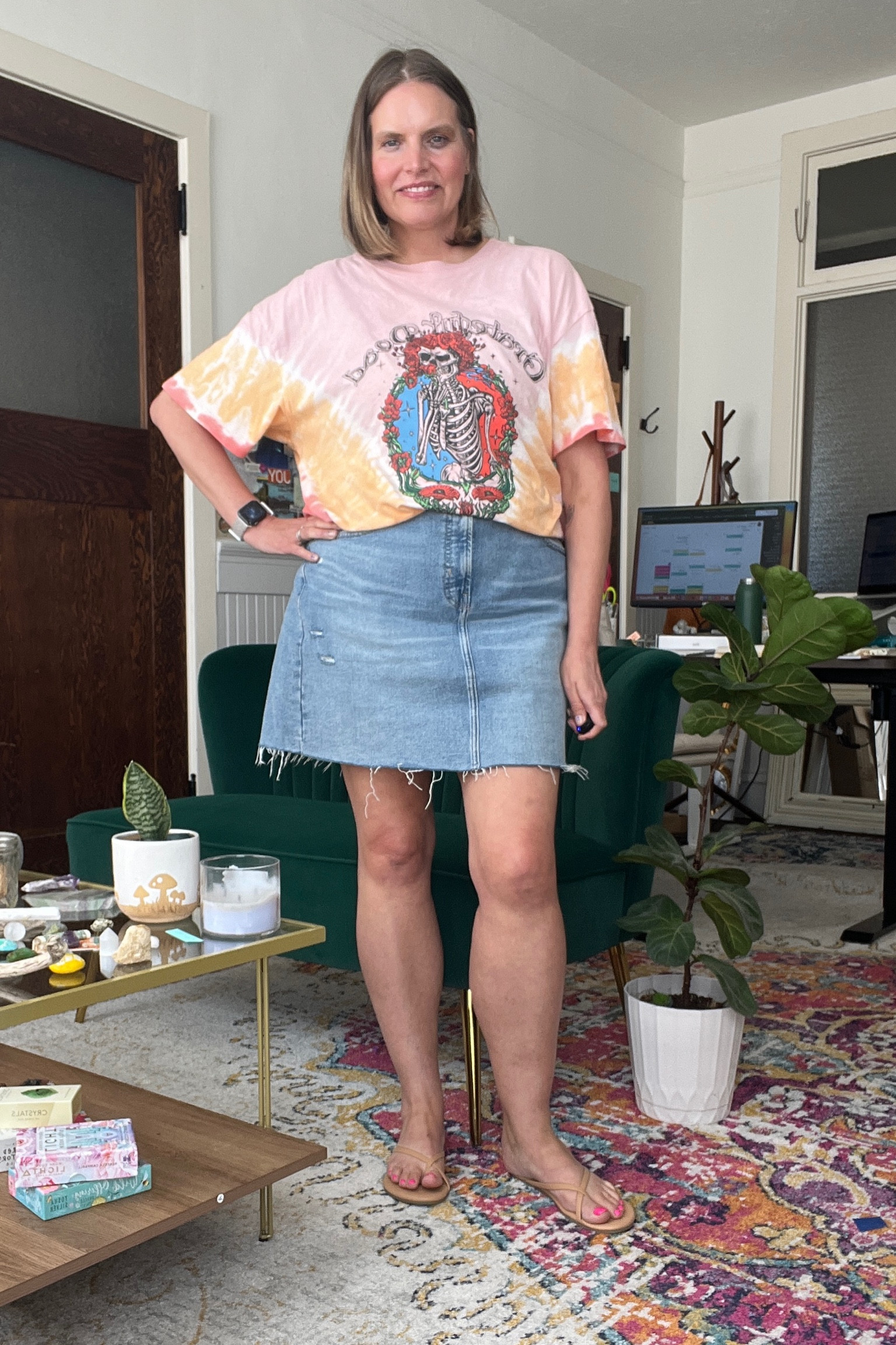 Outfit formula: graphic T-shirt, denim shirt & sandals 

#LTKstyletip #LTKcurves #LTKSeasonal