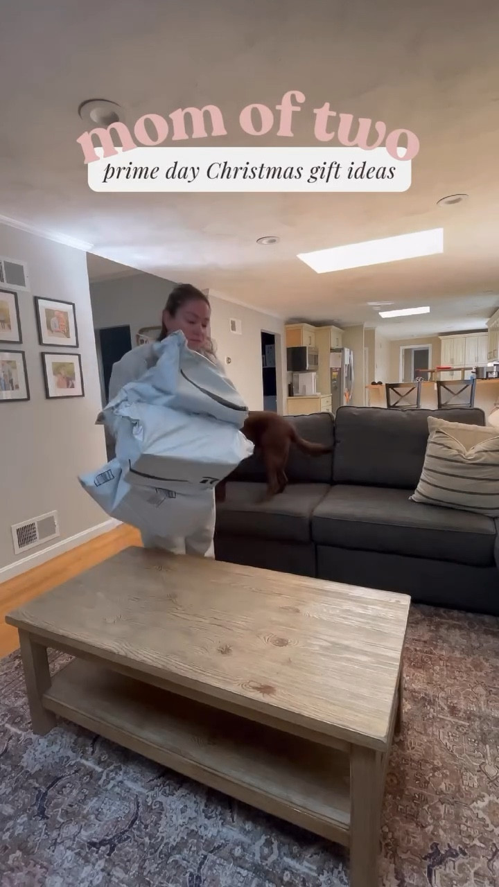 This is only part of the order😅 I bought everything at 4:30am and it was delivered at 8am this morning, no wonder I have no patience for anything lol The @beekeepers_naturals throat spray is a must, my kids take it every morning after brushing their teeth before school! #beekeepersnaturals #primeday #amazonprime #primedeals #amazonfinds #momlife #motherhood #rhodeisland #ditl #momsofinstagram #rhodymoms #momvlog #rhodykids