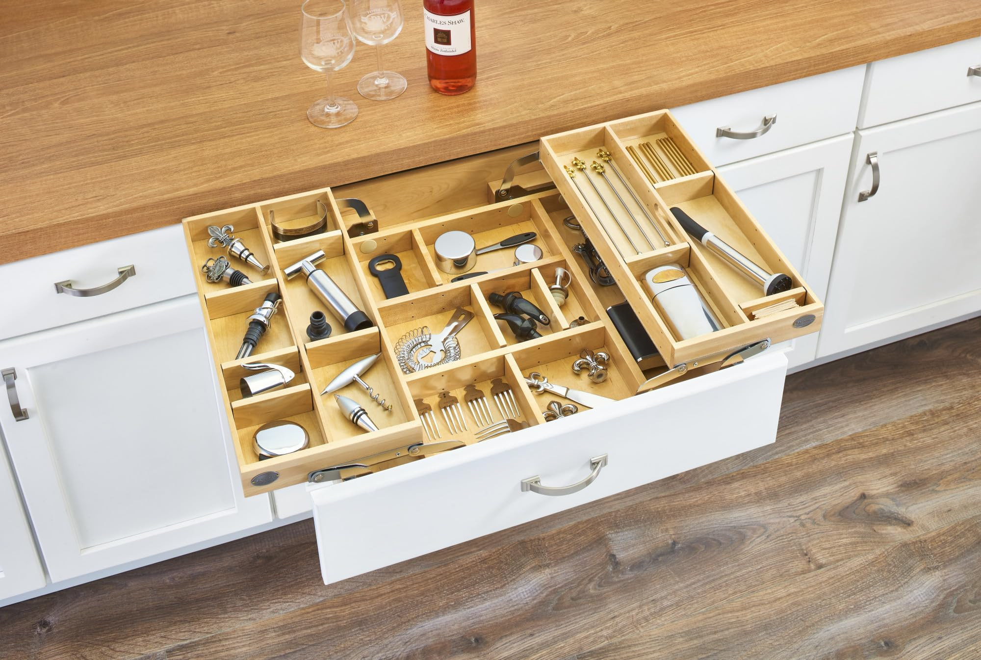 REV-A-SHELF Wood Base Cabinet Replacement MAXX Drawer System w/Soft-Close | Amazon (US)