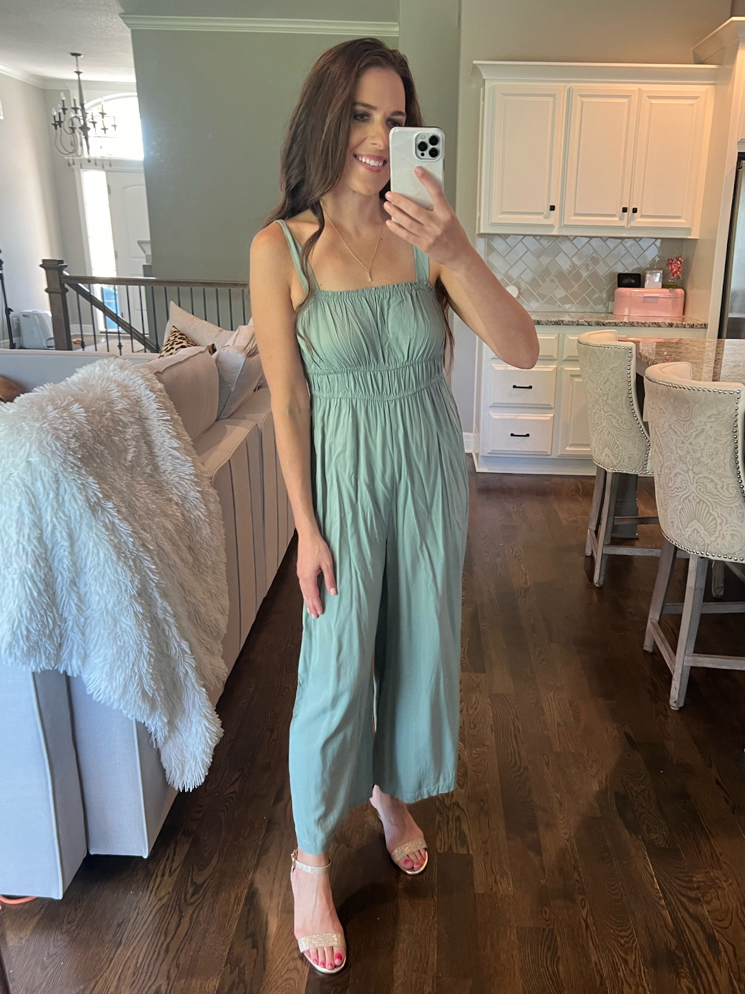 #walmartpartner loving this light green/mint colored jumpsuit for Summer @walmartfashion #walmartfashion


#LTKSeasonal #LTKxWalmart #LTKStyleTip
